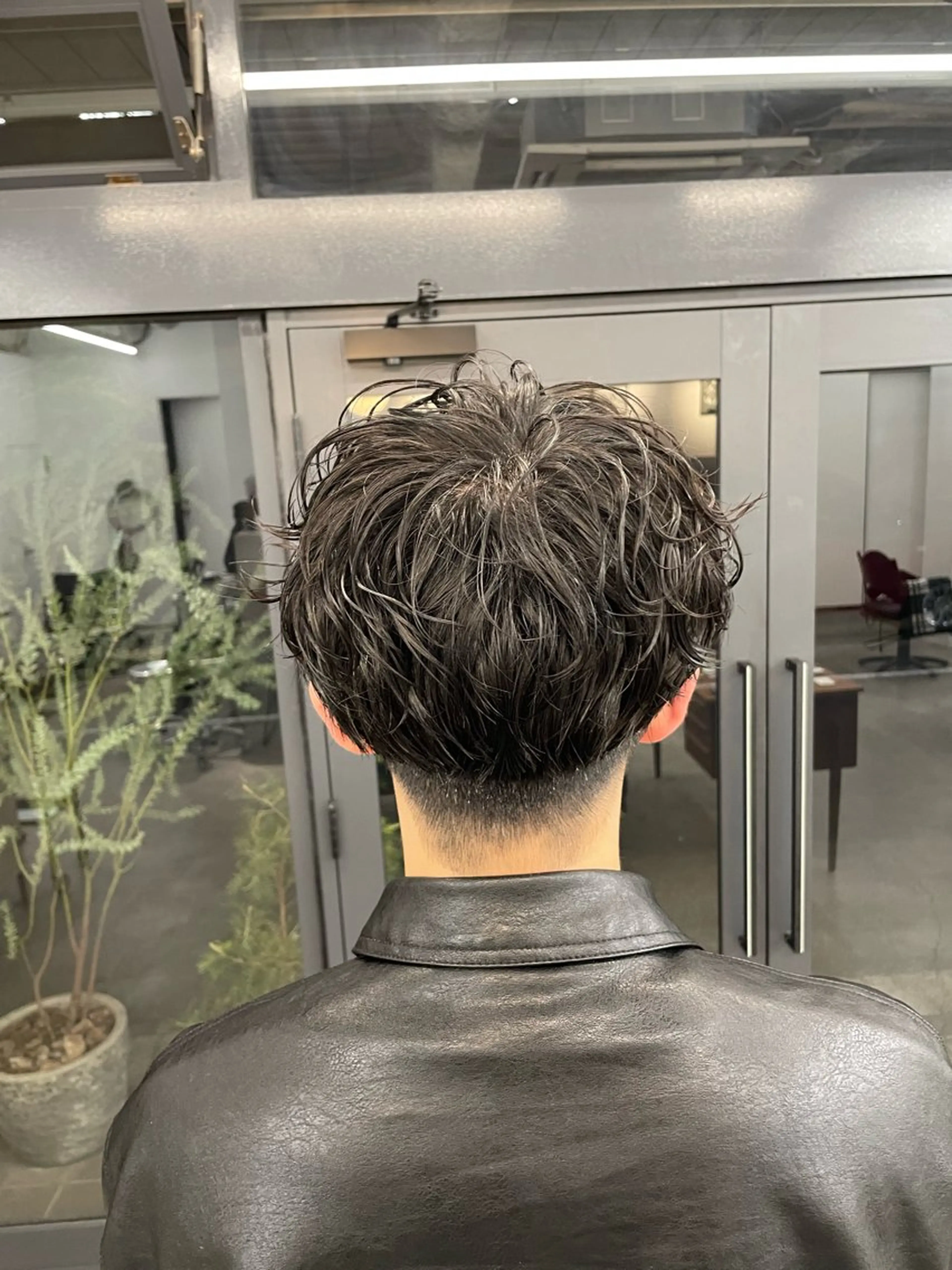 ショート パーマ メンズ マッシュ メンズパーマ スパイラルパーマ 【お洒落パーマ】 Elme　肥塚康汰郎のヘアスタイル