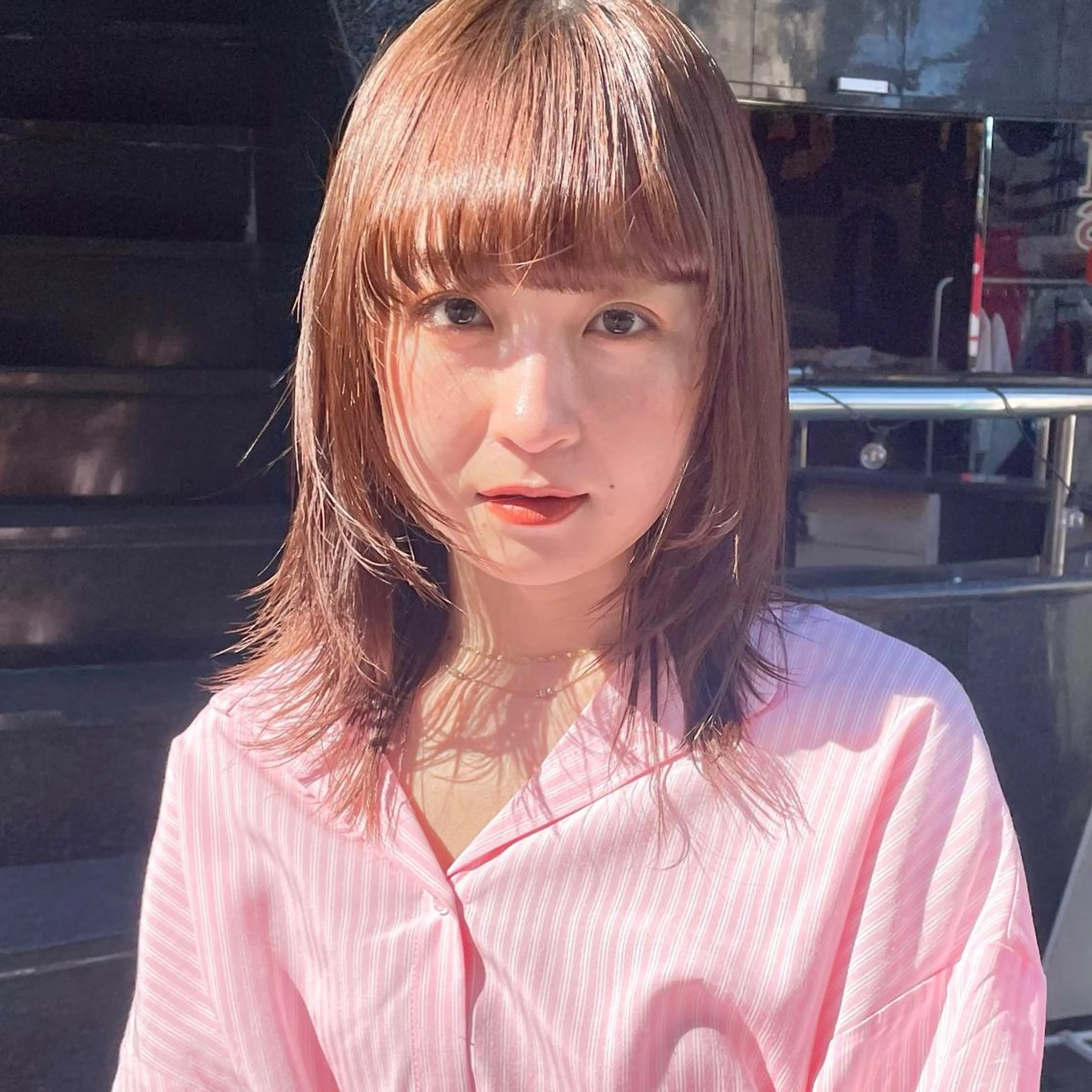 ミディアム カラー ブラウンカラー オレンジ 顔まわりレイヤー レイヤーカット カット ヘアカラー トリートメント 🍊暖色×顔周り 🍊cocoroのヘアスタイル