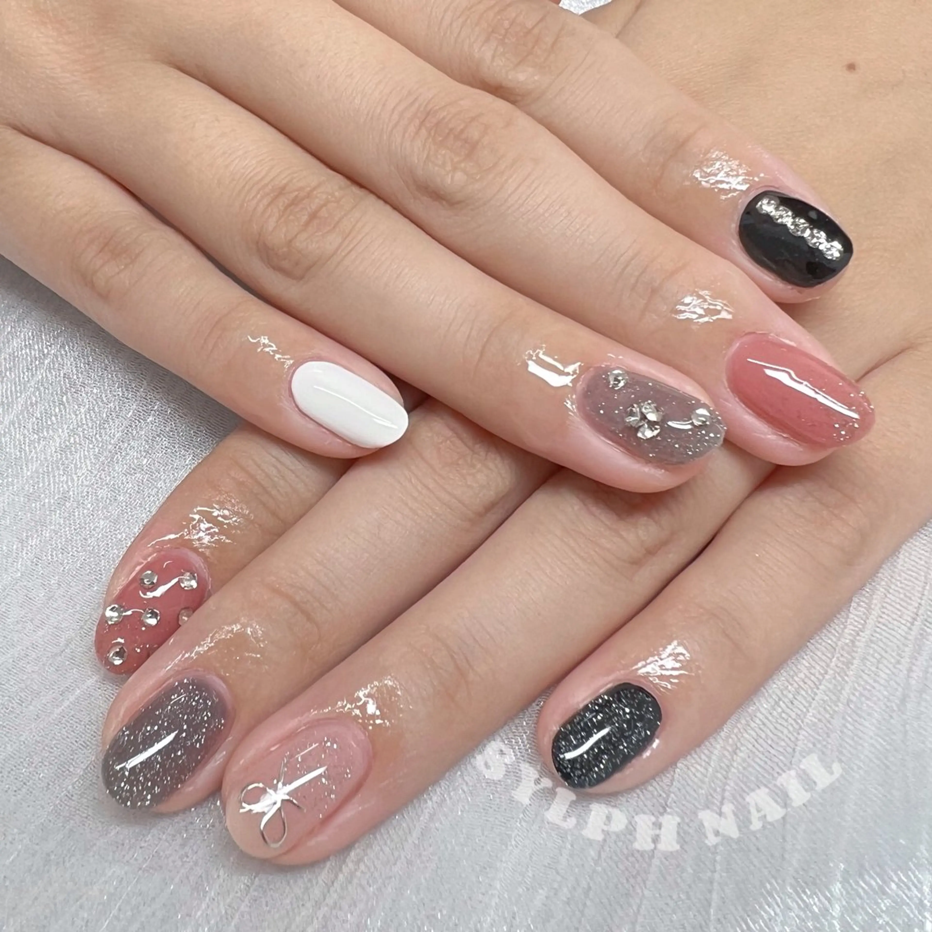 ネイル ハンドネイル Trend Nail シルフのネイルデザイン
