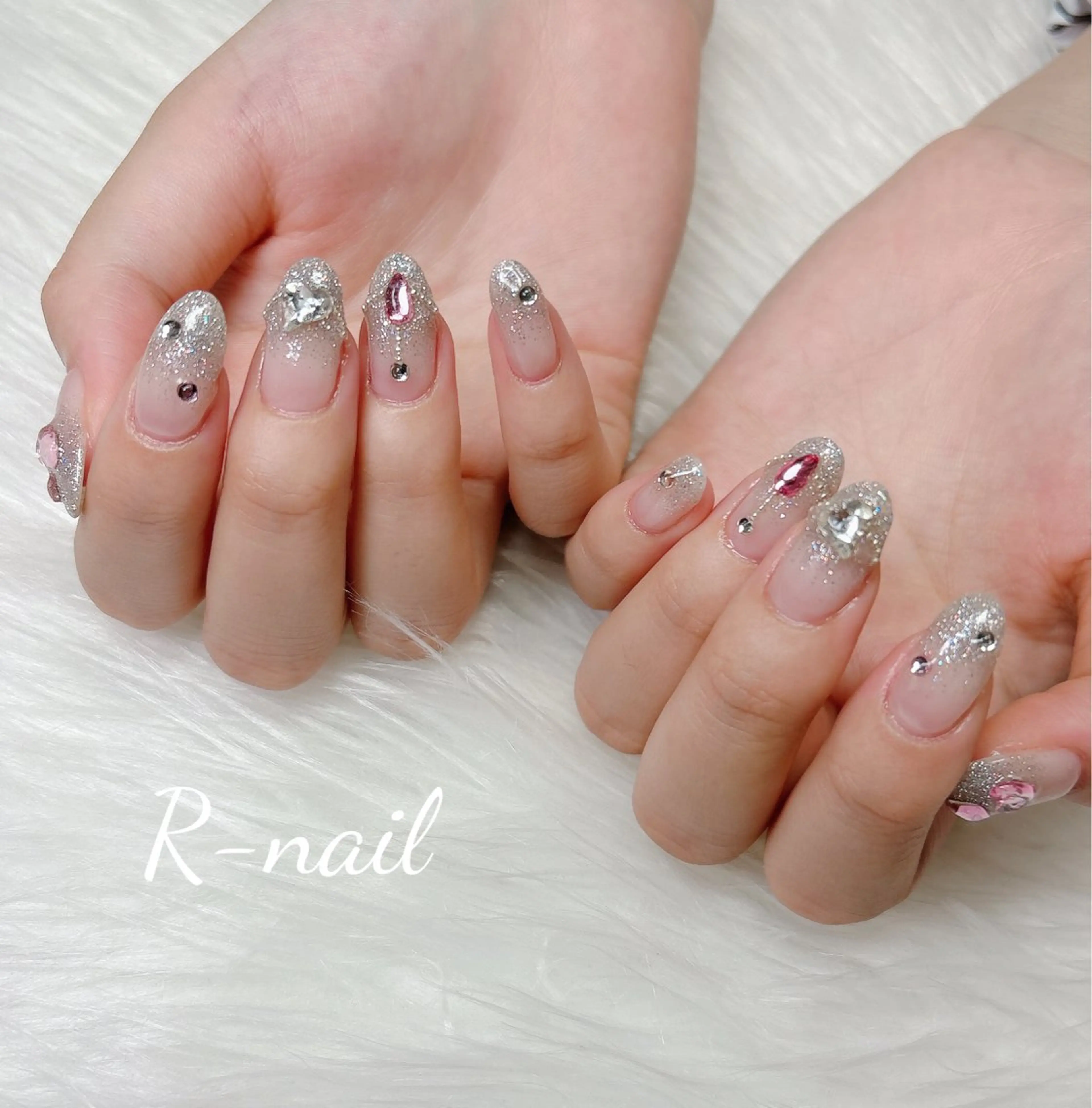 ネイル ハンドネイル R-nail salonのネイルデザイン