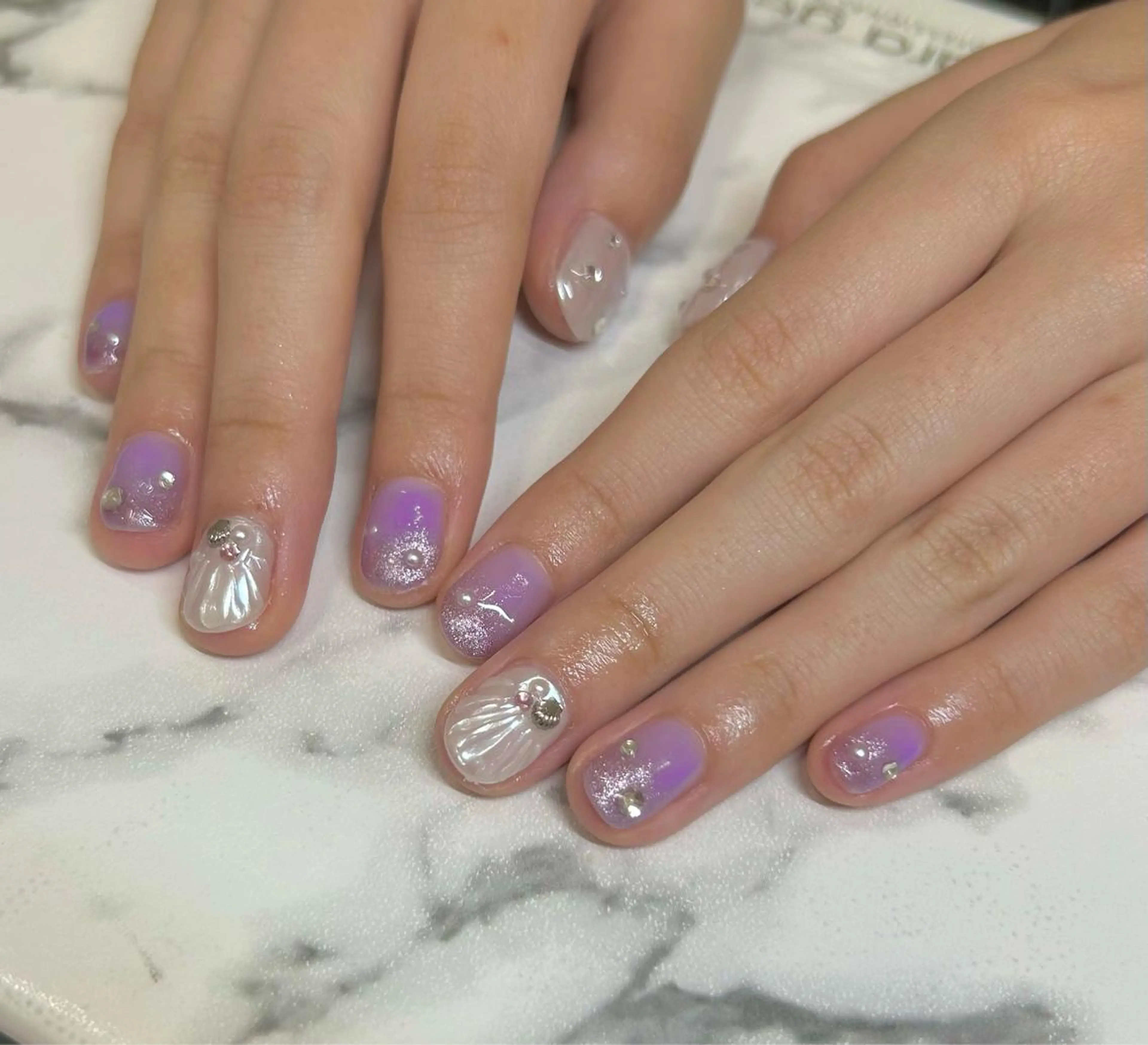 ネイル 氷ネイル・うるうるネイル onnail mikoのネイルデザイン