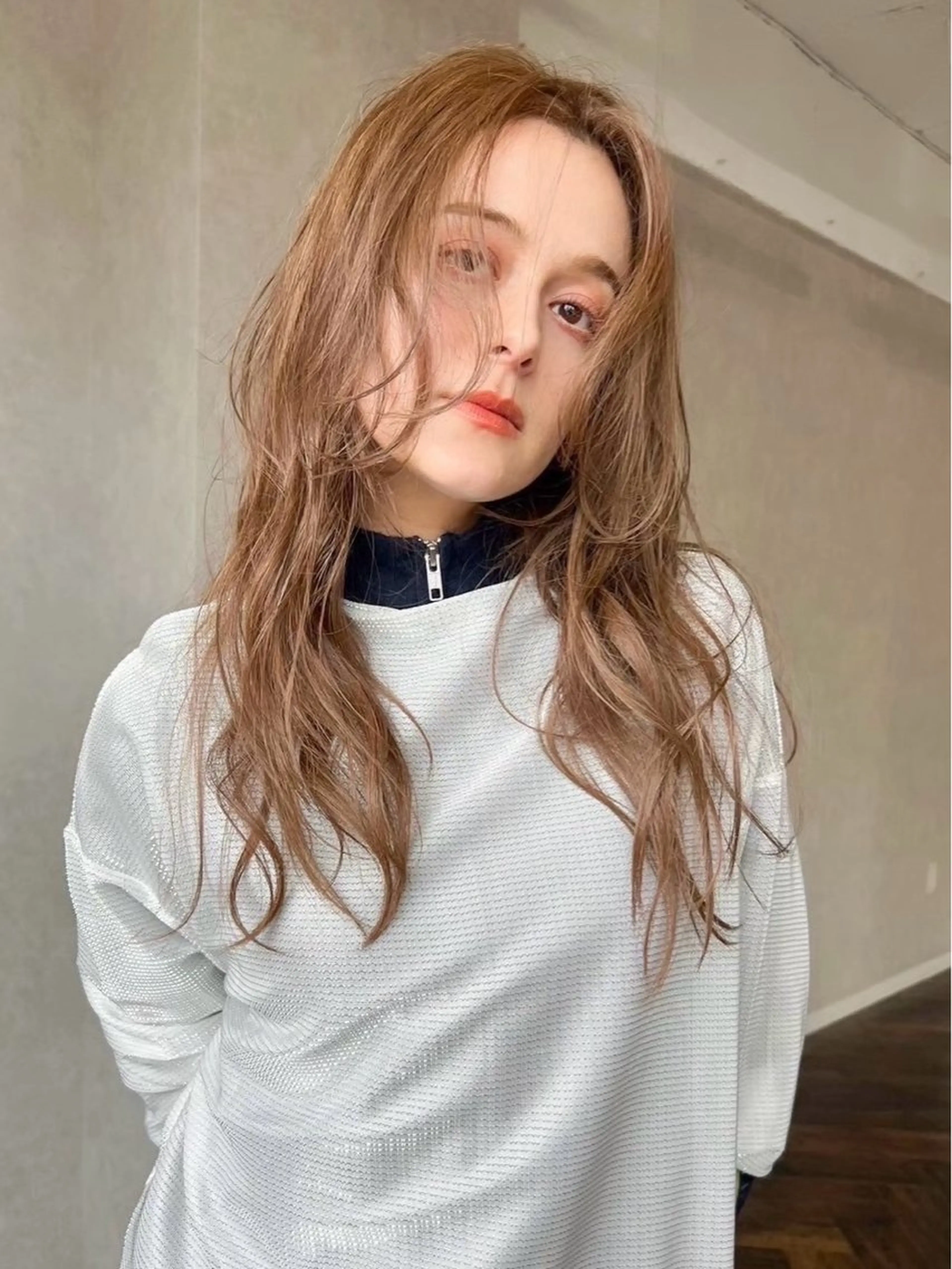 セミロング 艶髪カラー/レイヤー 🐣kokoro🌸のヘアスタイル