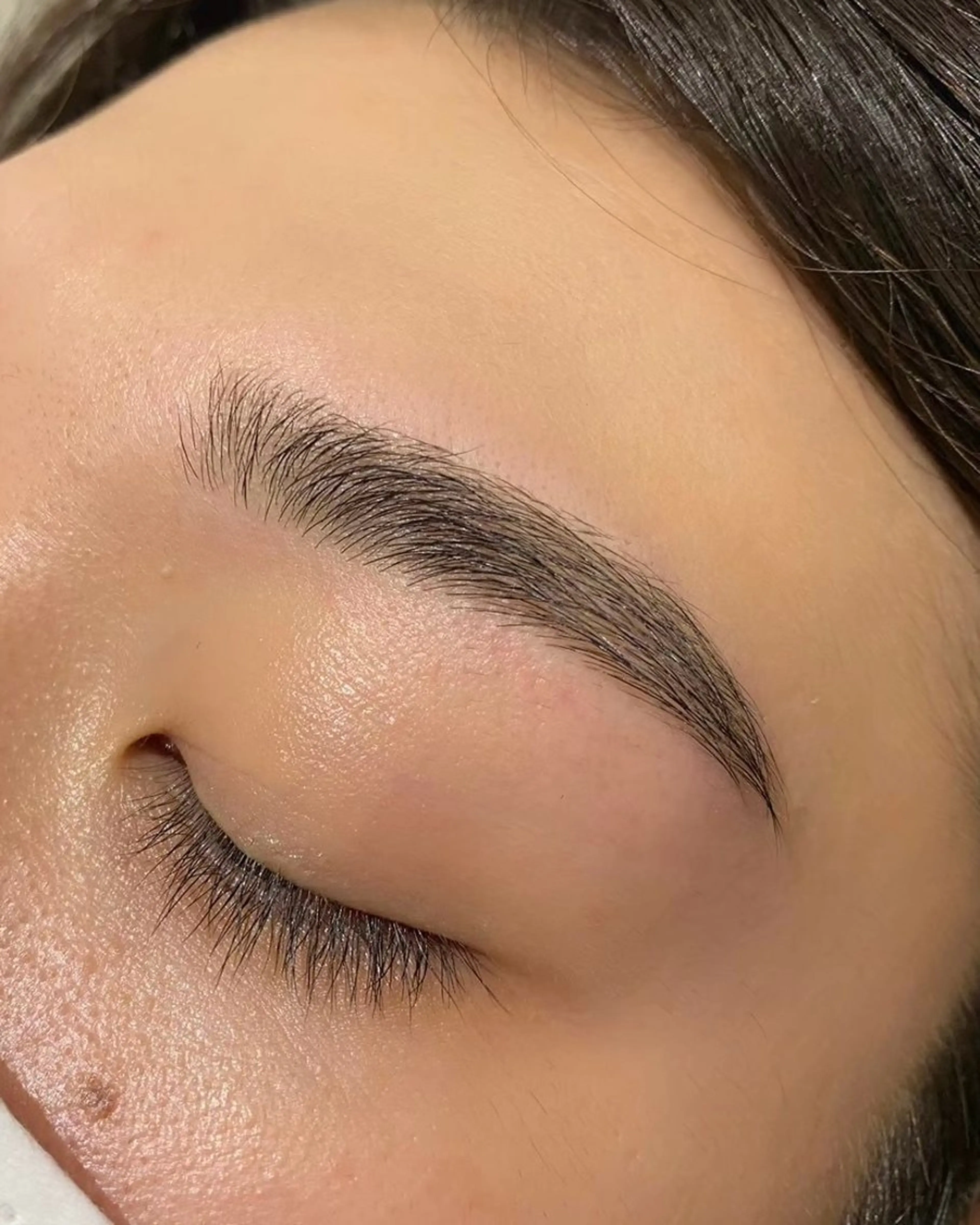 アイブロウ ワックス脱毛 眉カット アイブロウパリジェンヌまつ毛パーマ専門店AI所属・eyelist / 坂本 浅草橋の眉毛・アイブロウイメージ