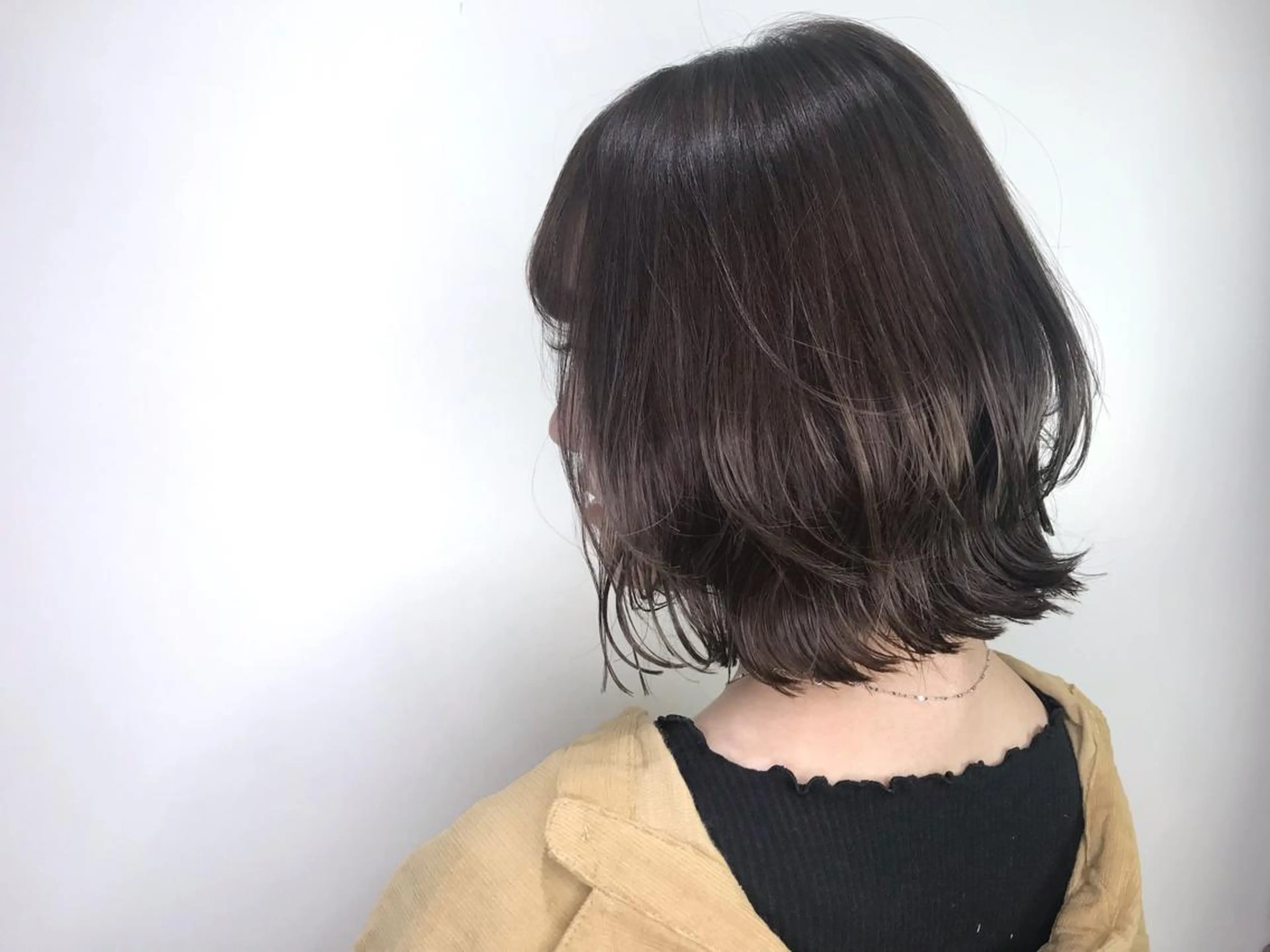 ショート カラー 切りっぱなしボブ グレージュ ボブ レイヤーカット ボブ/大人ヘア k-two濱田のヘアスタイル