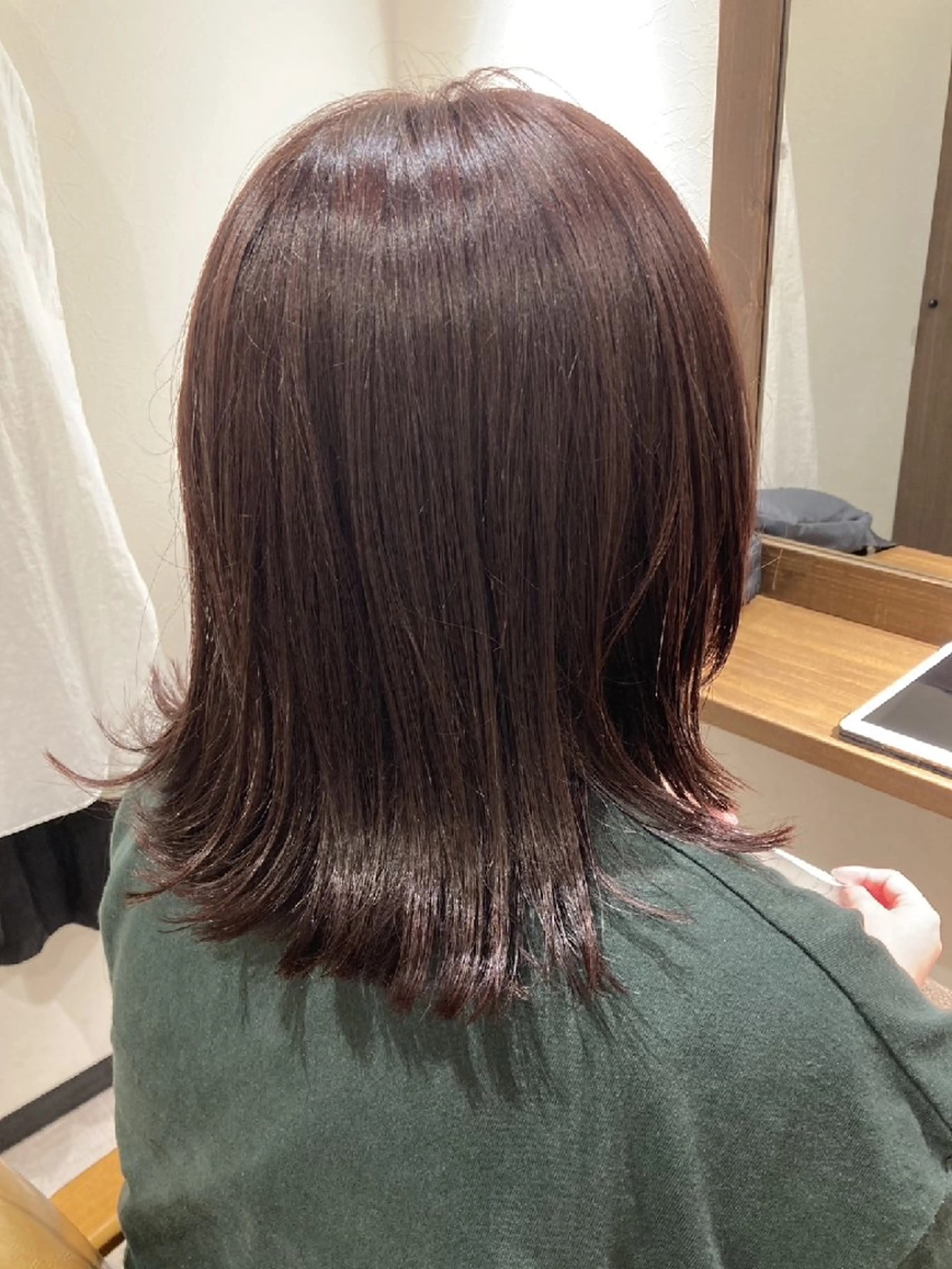 ミディアム ピンクブラウン カット ヘアカラー トリートメント 松江  幸世のヘアスタイル