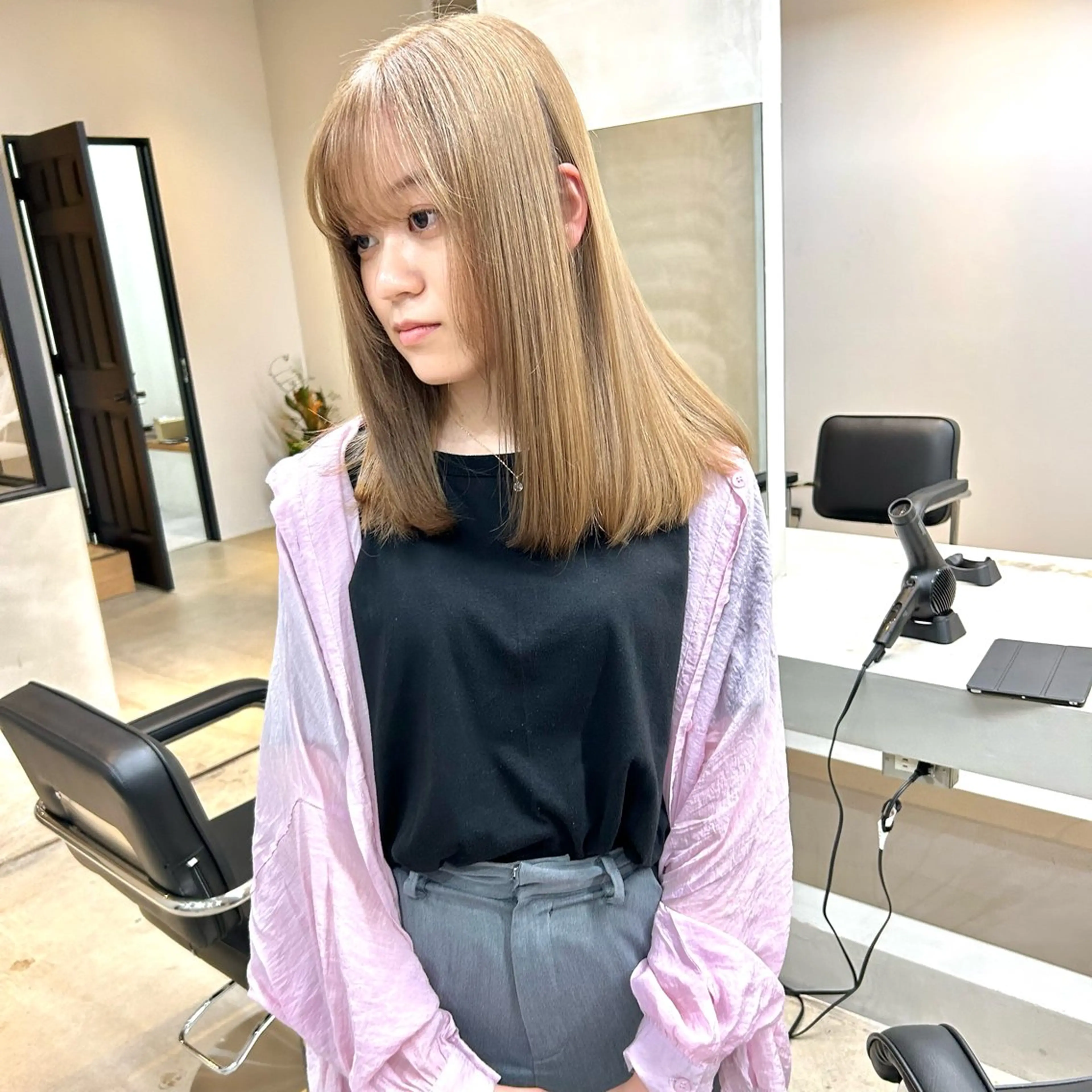 ミディアム カラー ヘアカラー トリートメント mood tatemachiのヘアスタイル