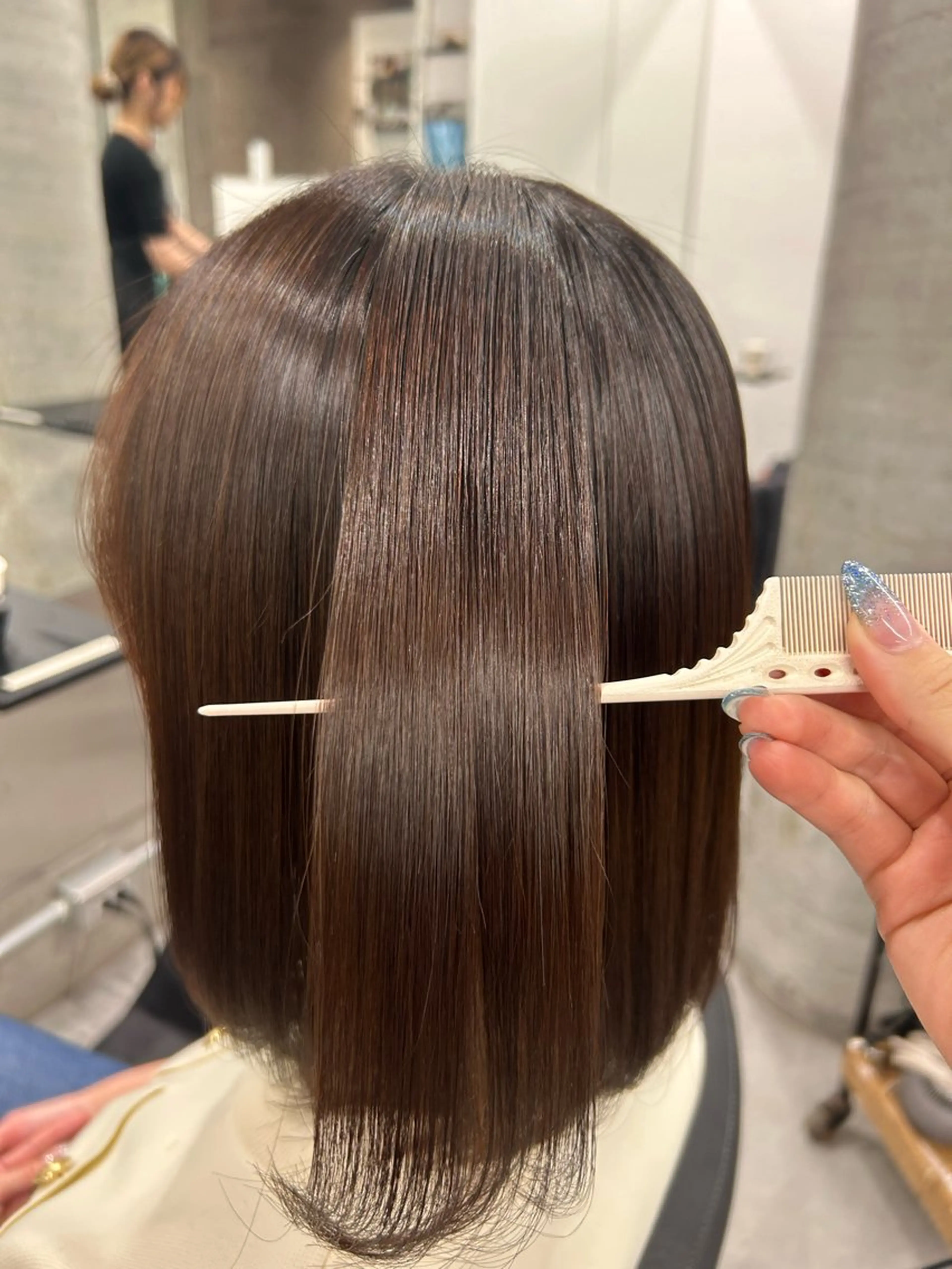 ミディアム 髪質改善 縮毛矯正 縮毛矯正 welring所属・Aoba 🫧艶ハイトーン🫧のヘアスタイル