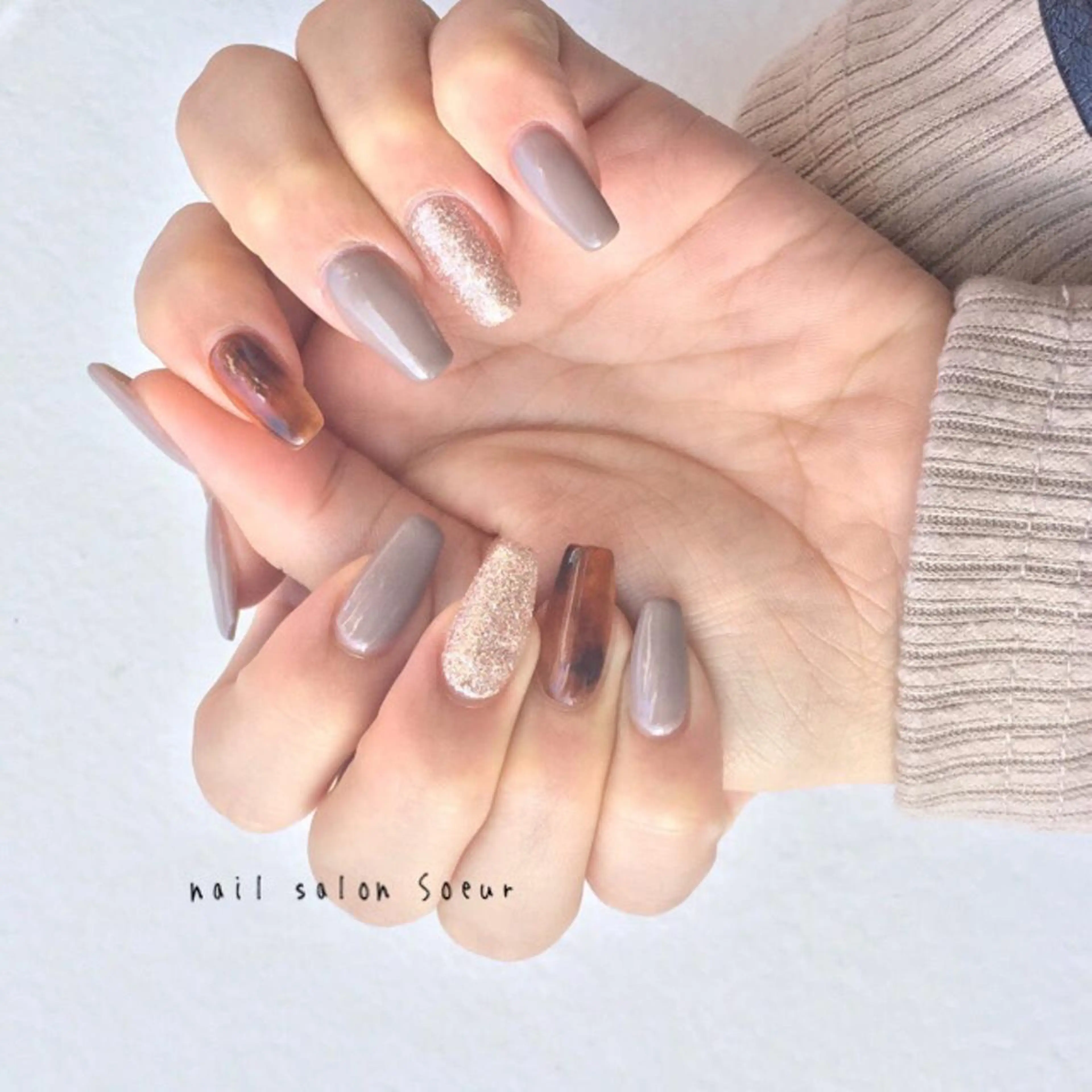 ネイル アートネイル べっ甲ネイル ジェルネイル 持ち込み シンプルネイル ハンドネイル nail salon Soeurのネイルデザイン