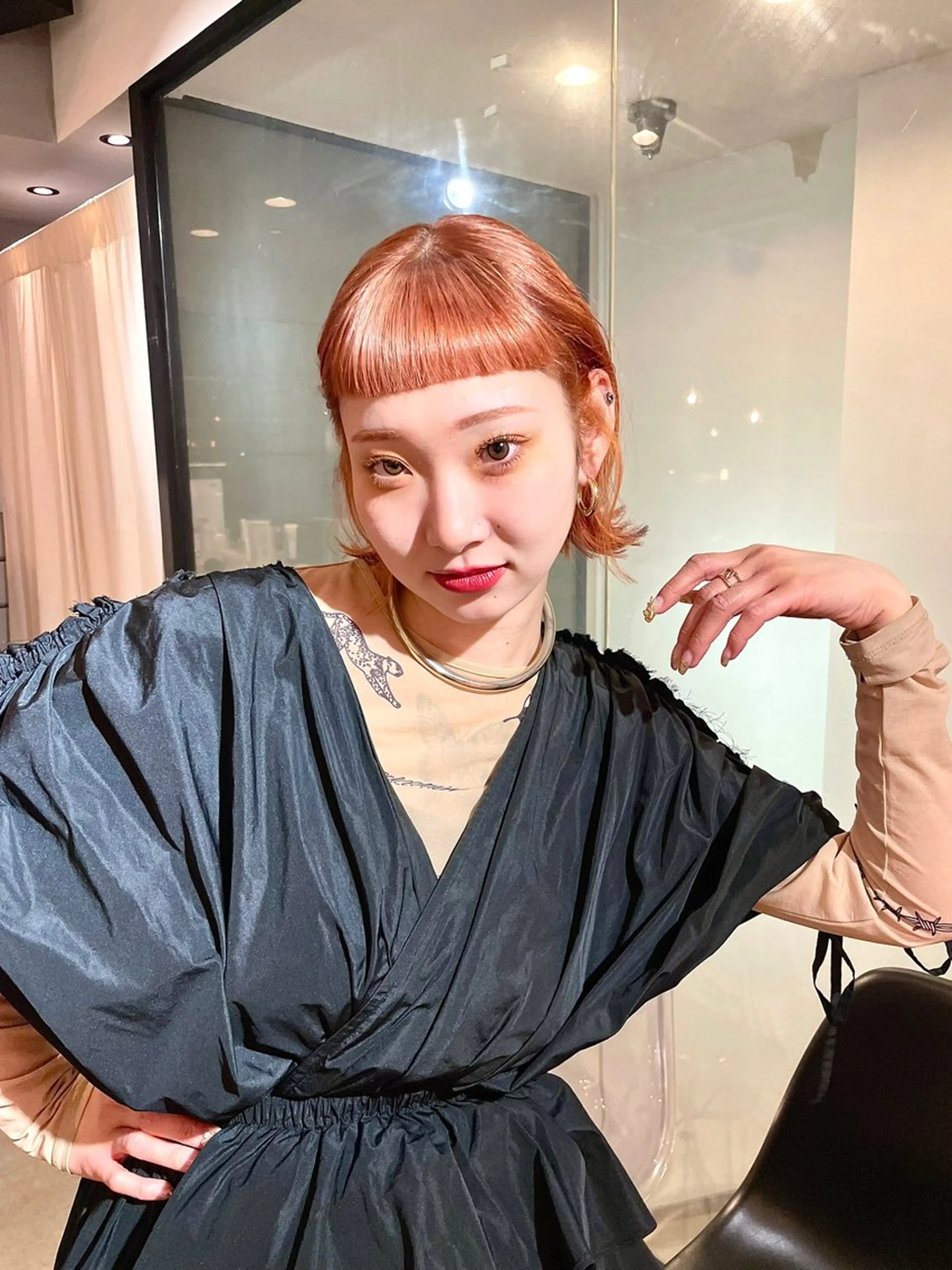 ショート カラー カット ヘアカラー ぱつっとボブ 古家 佑真のヘアスタイル