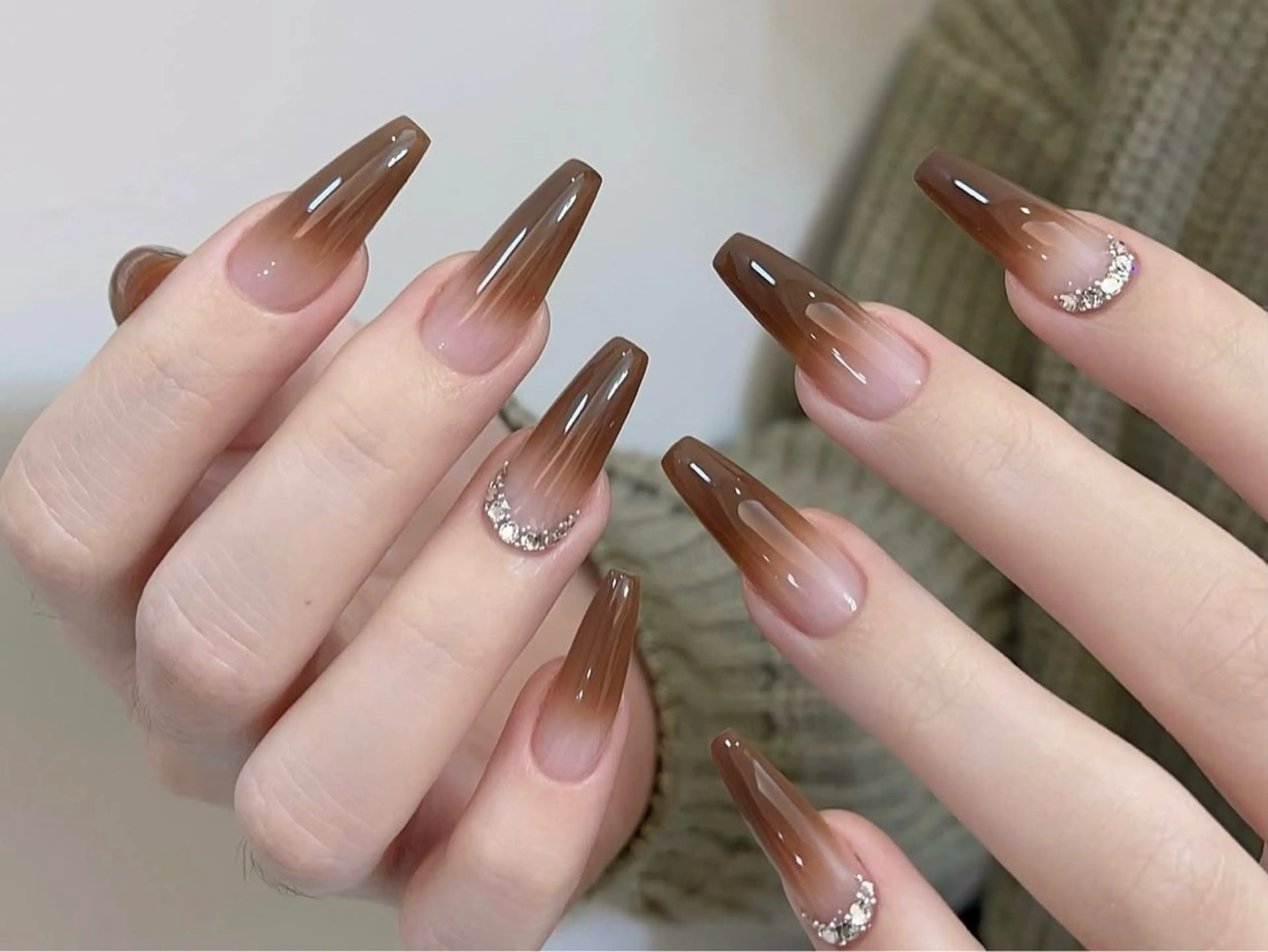 ネイル ハンドネイル ハンドケア Nova Nail Nambaのネイルデザイン