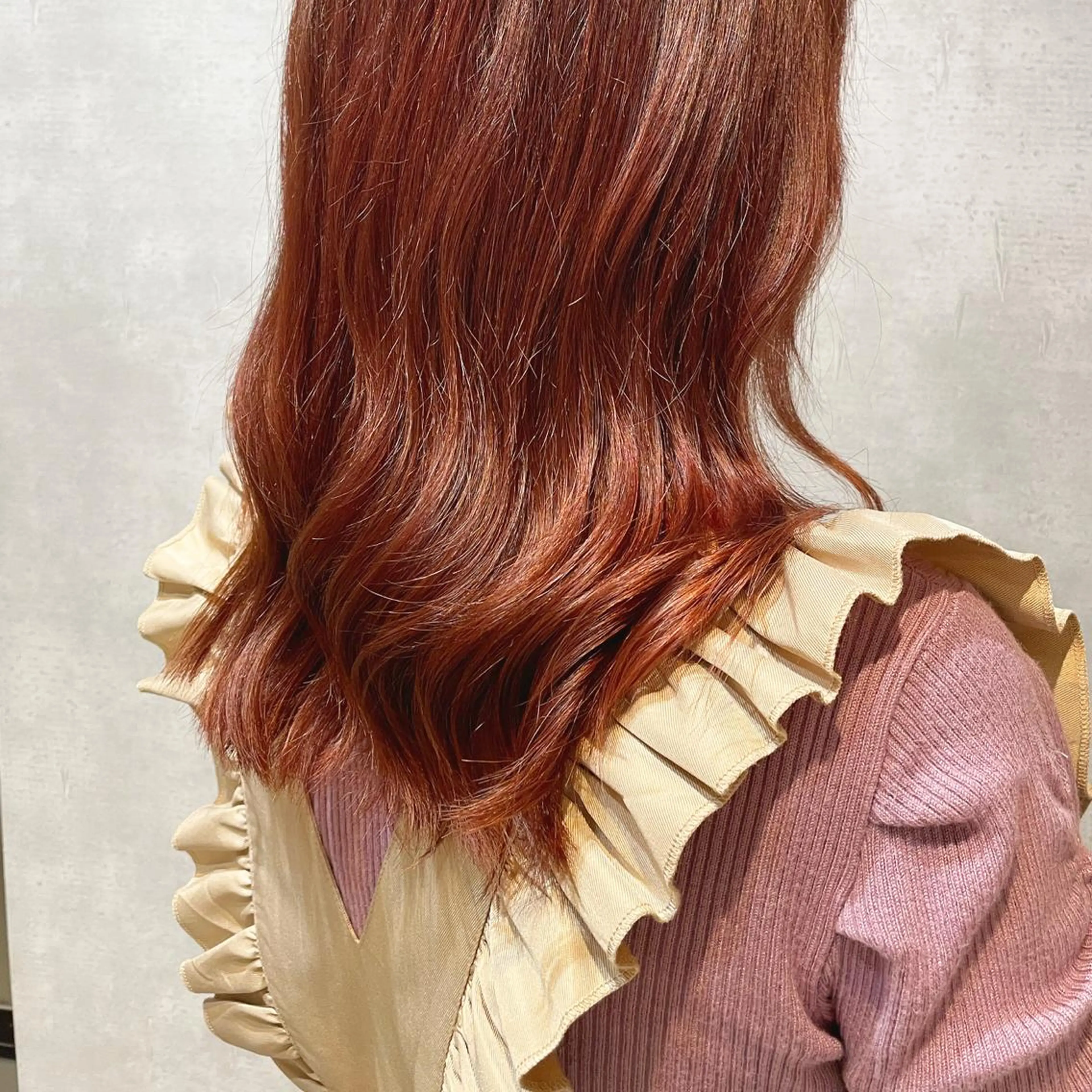 セミロング chic 有山 美瑠のヘアスタイル