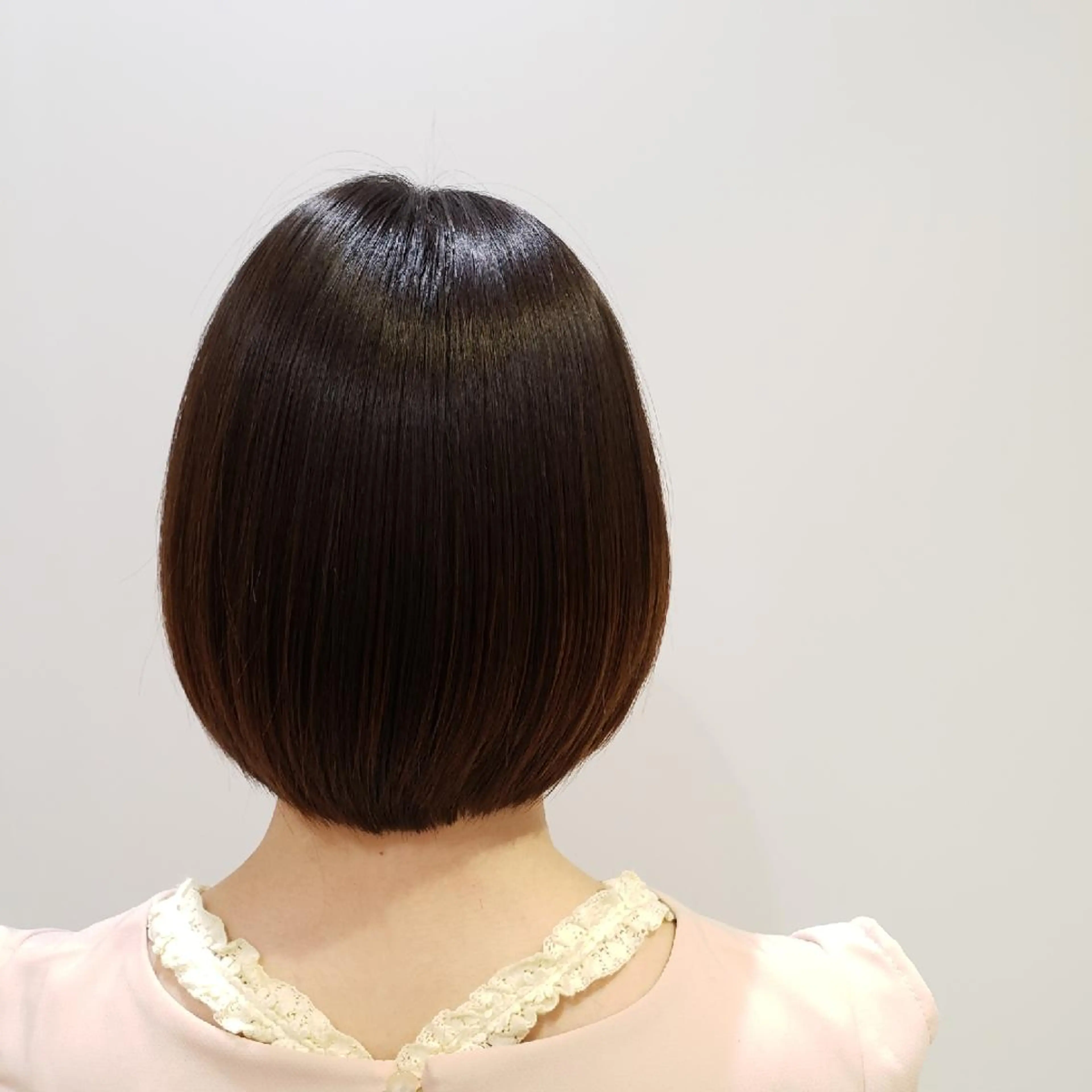 ショート ボブ カット ASTA所属・kato takashiのヘアスタイル