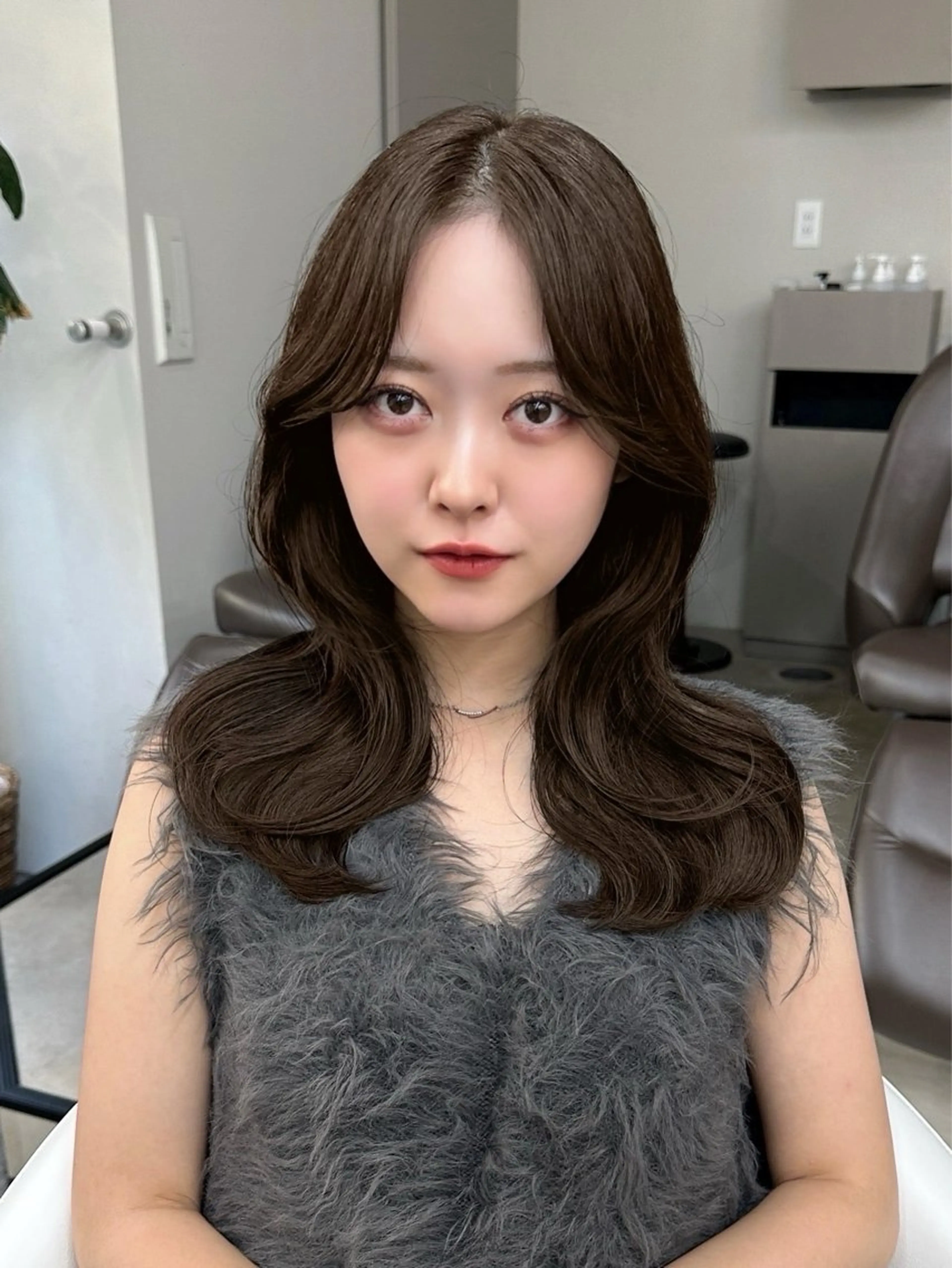 ミディアム Aura所属・丸山 心 / 艶カラーのヘアスタイル