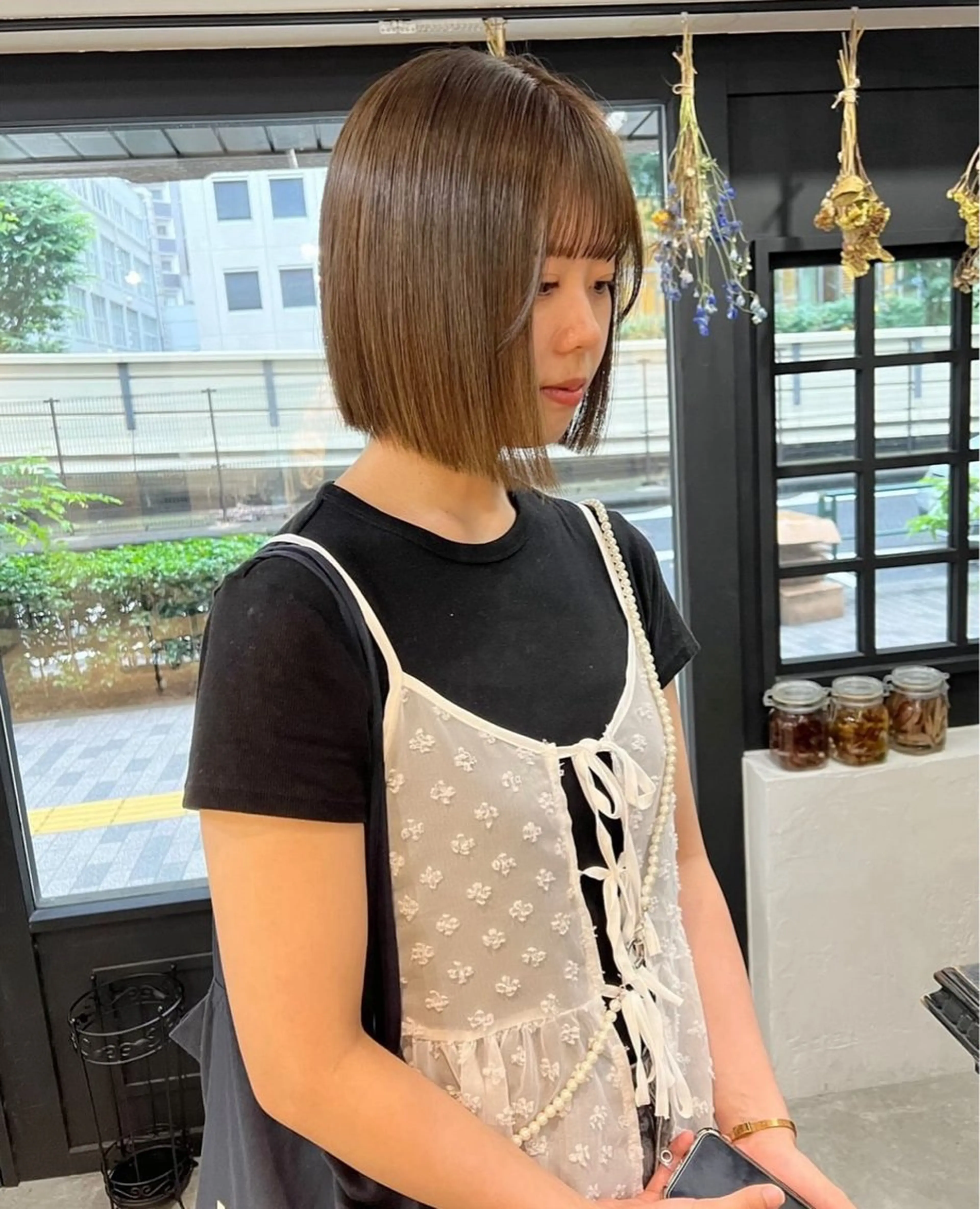 ショート ボブ ツヤ髪縮毛矯正 🩶manamiのヘアスタイル