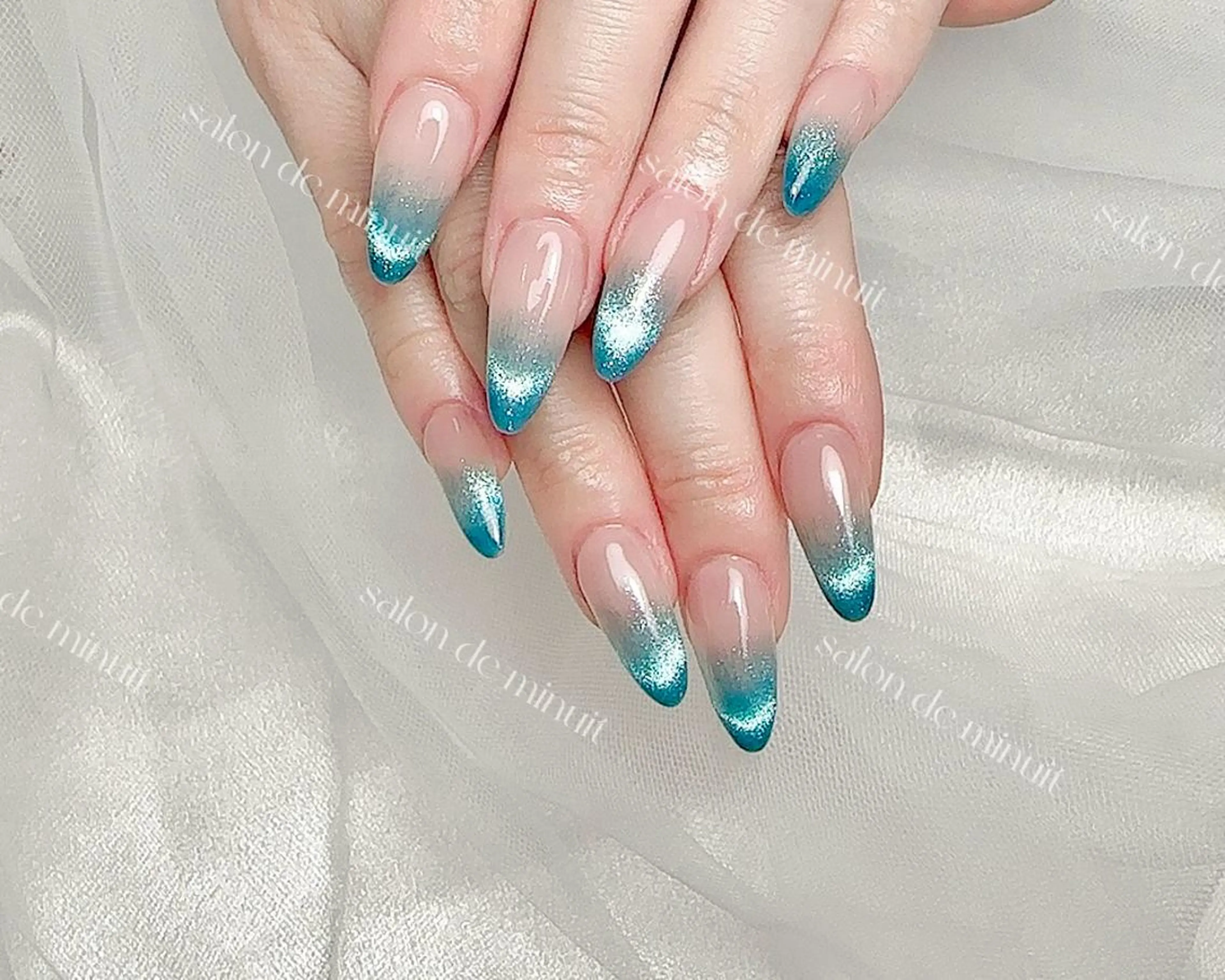 ネイル Salon de Minuit🦩のネイルデザイン