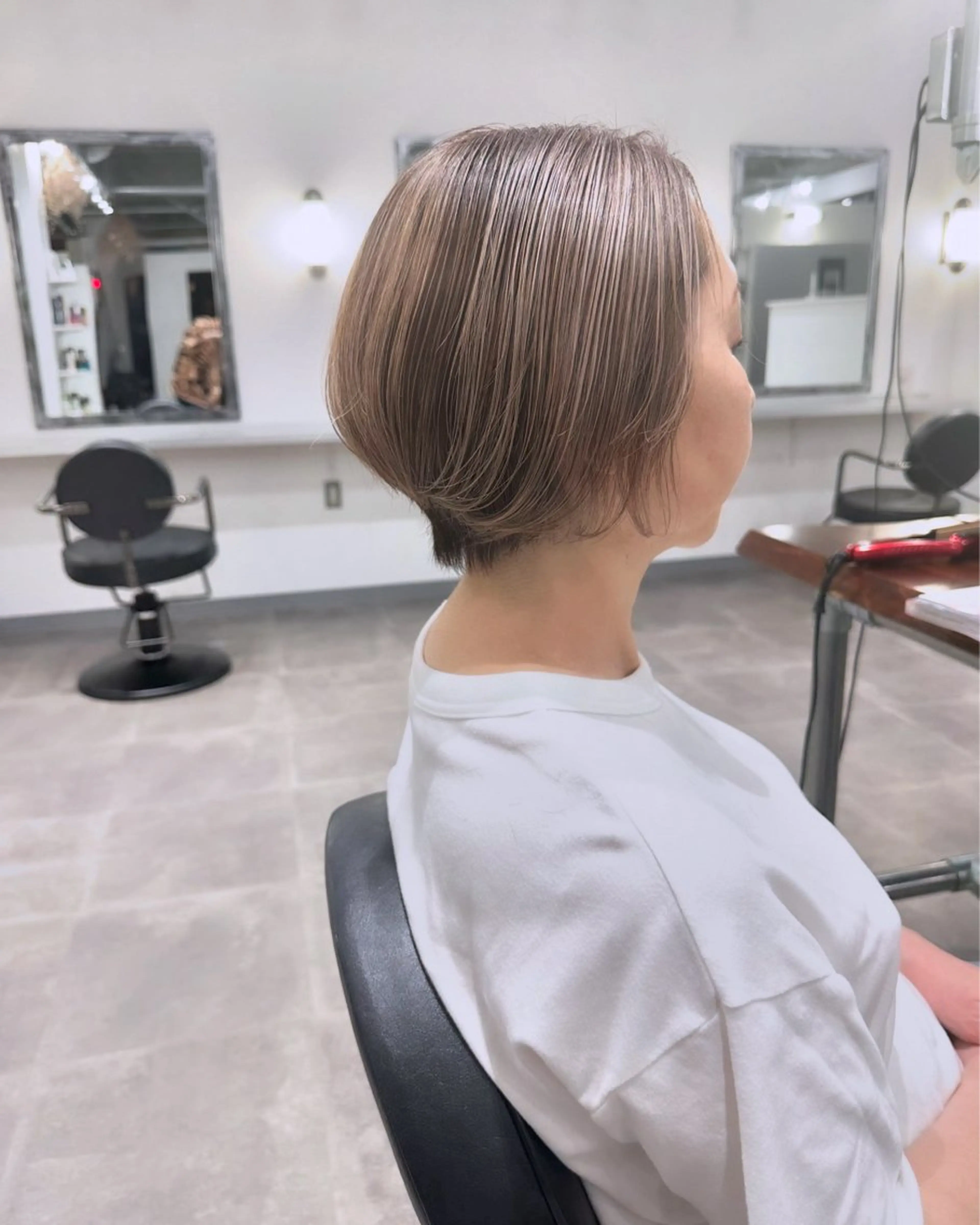 ショート カラー ハイライトカラー ハイライト 篠崎 佑季のヘアスタイル