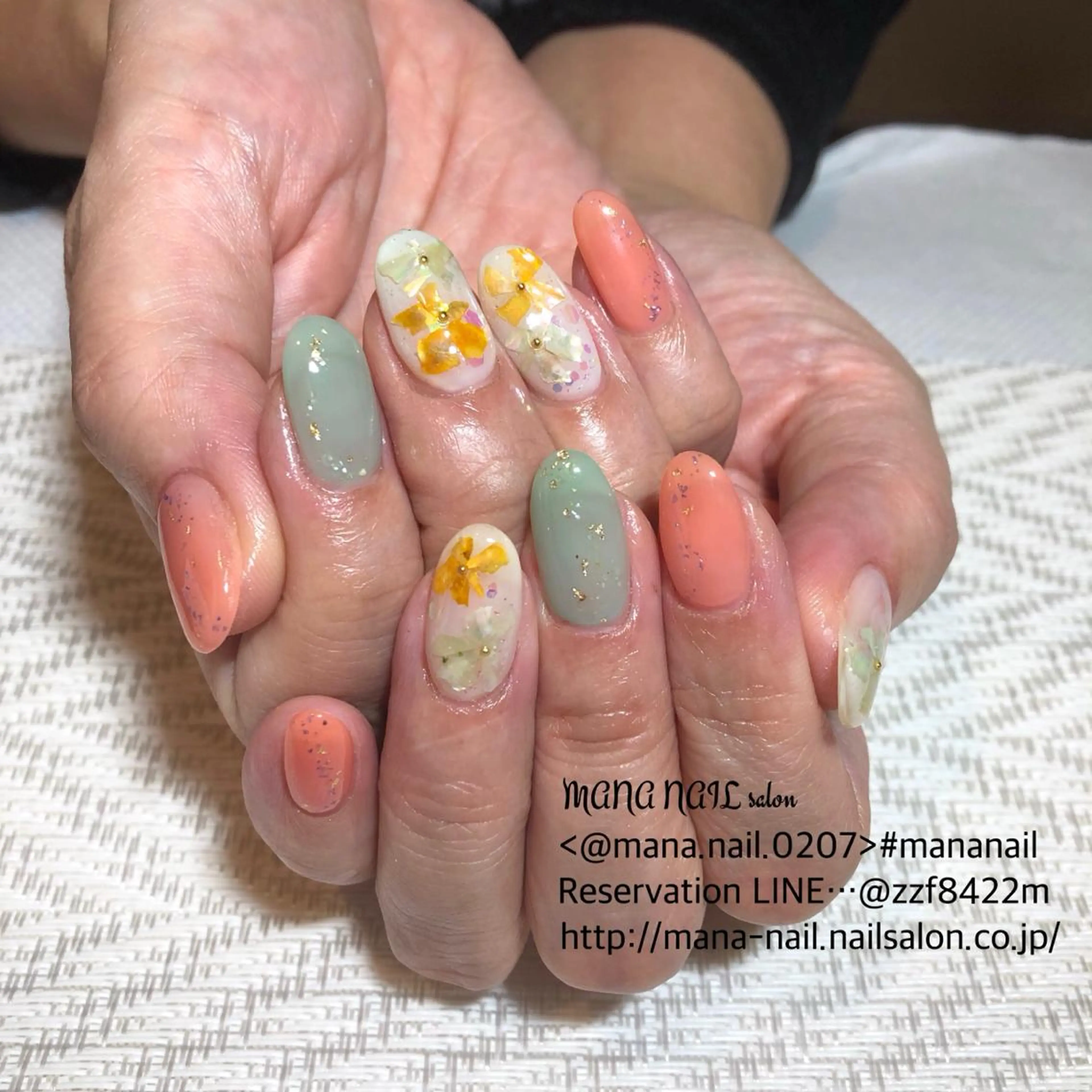 ネイル 長さ出し フラワーネイル ジェルネイル 春ネイル 夏ネイル ハンドネイル ハンドケア 廣瀬 真奈美のネイルデザイン