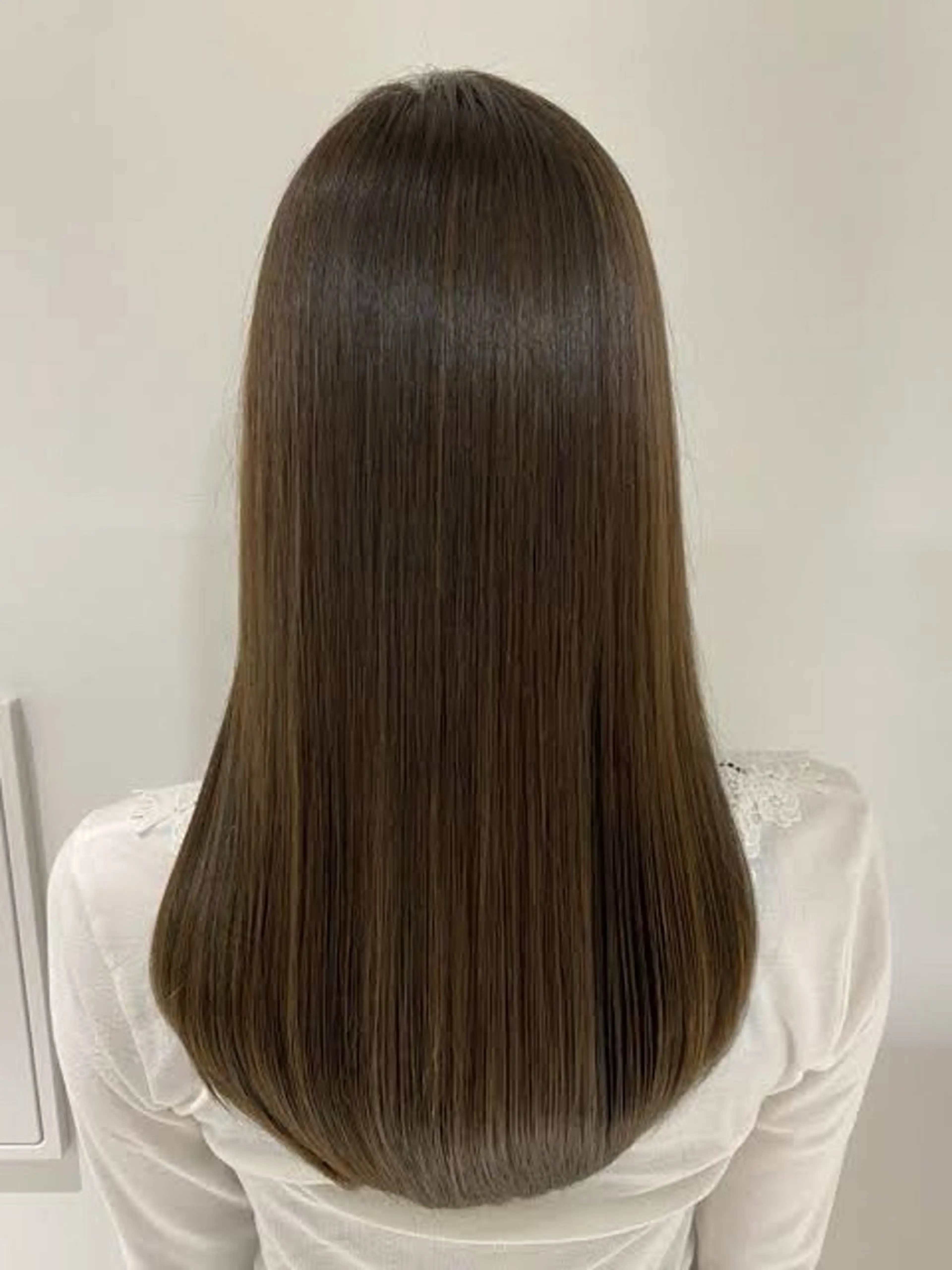 ロング カラー 小林 優斗のヘアスタイル