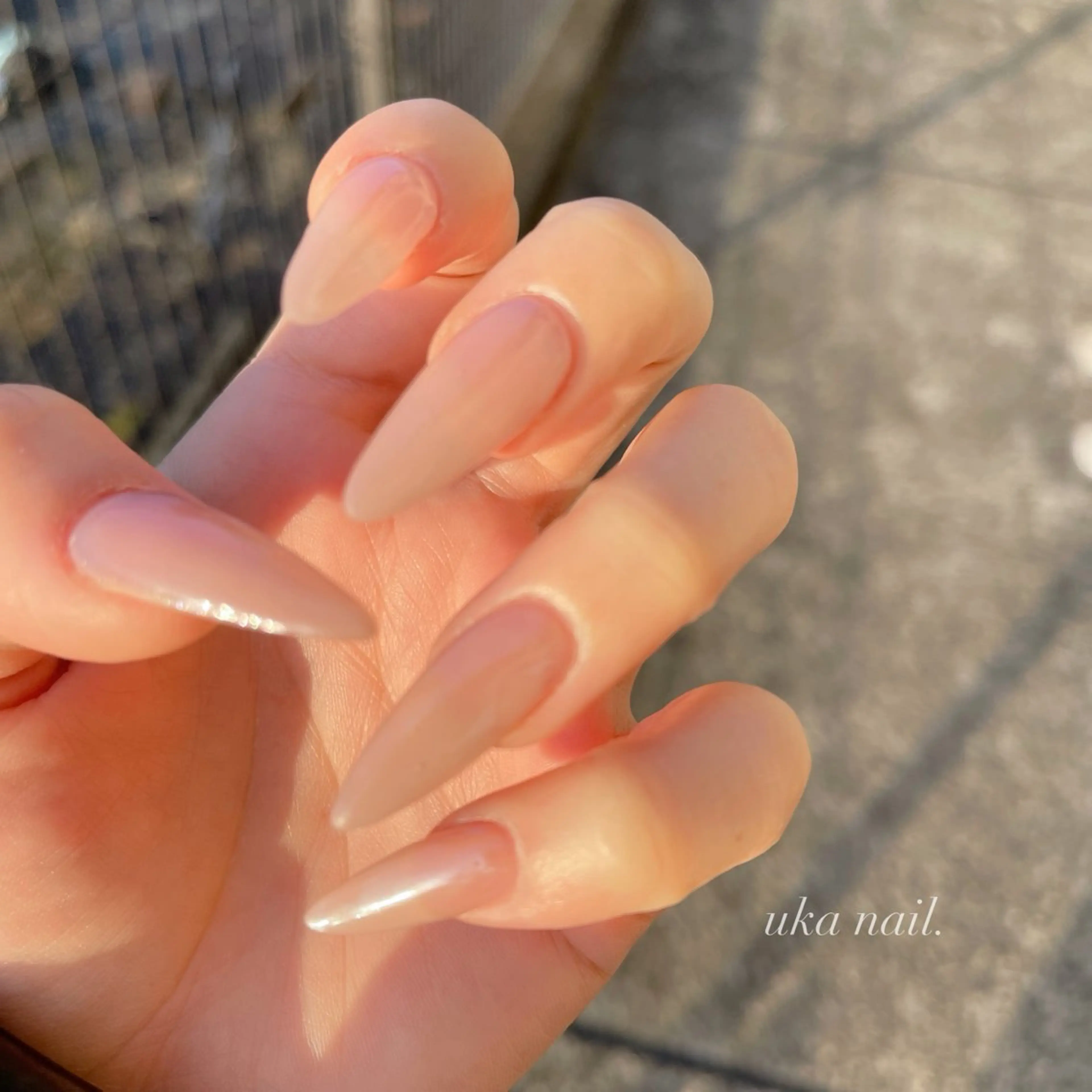 ネイル ミラーネイル ピンク ホワイト ハンドネイル uka nailのネイルデザイン