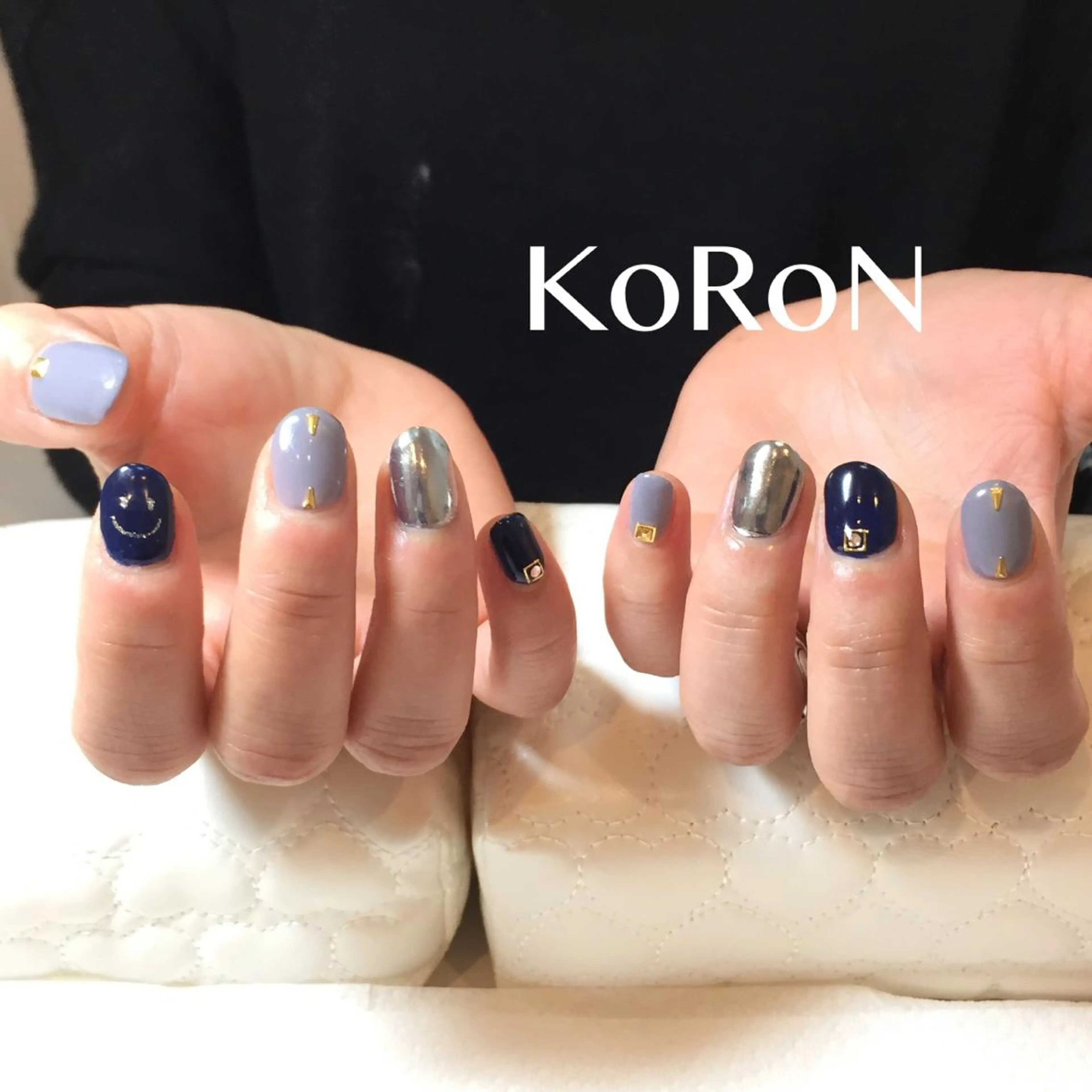 ネイル ミラーネイル 自宅サロン鎌倉 KORONのネイルデザイン