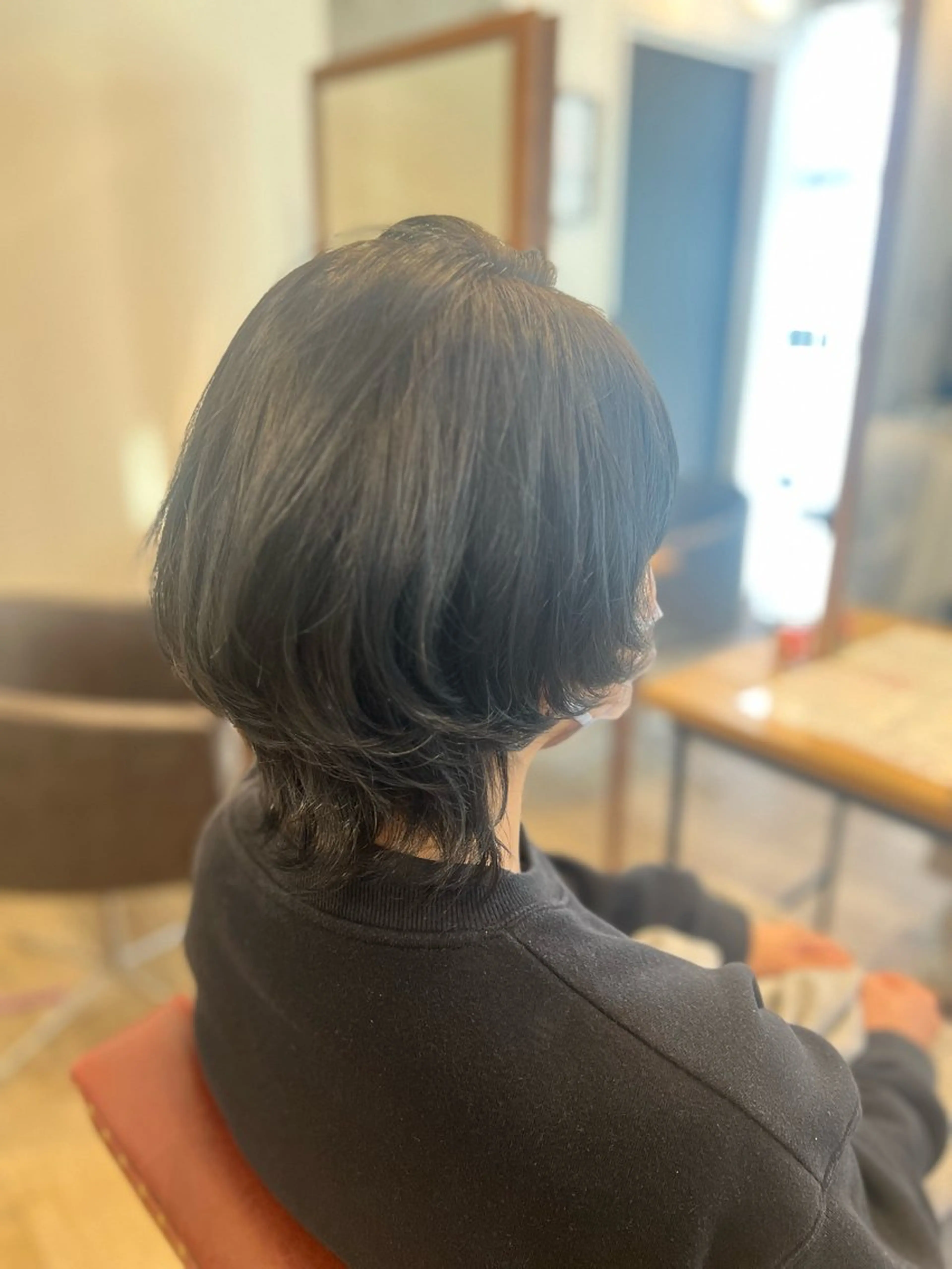 ショート カラー ウルフカット カット ヘアカラー Liere Muuのヘアスタイル