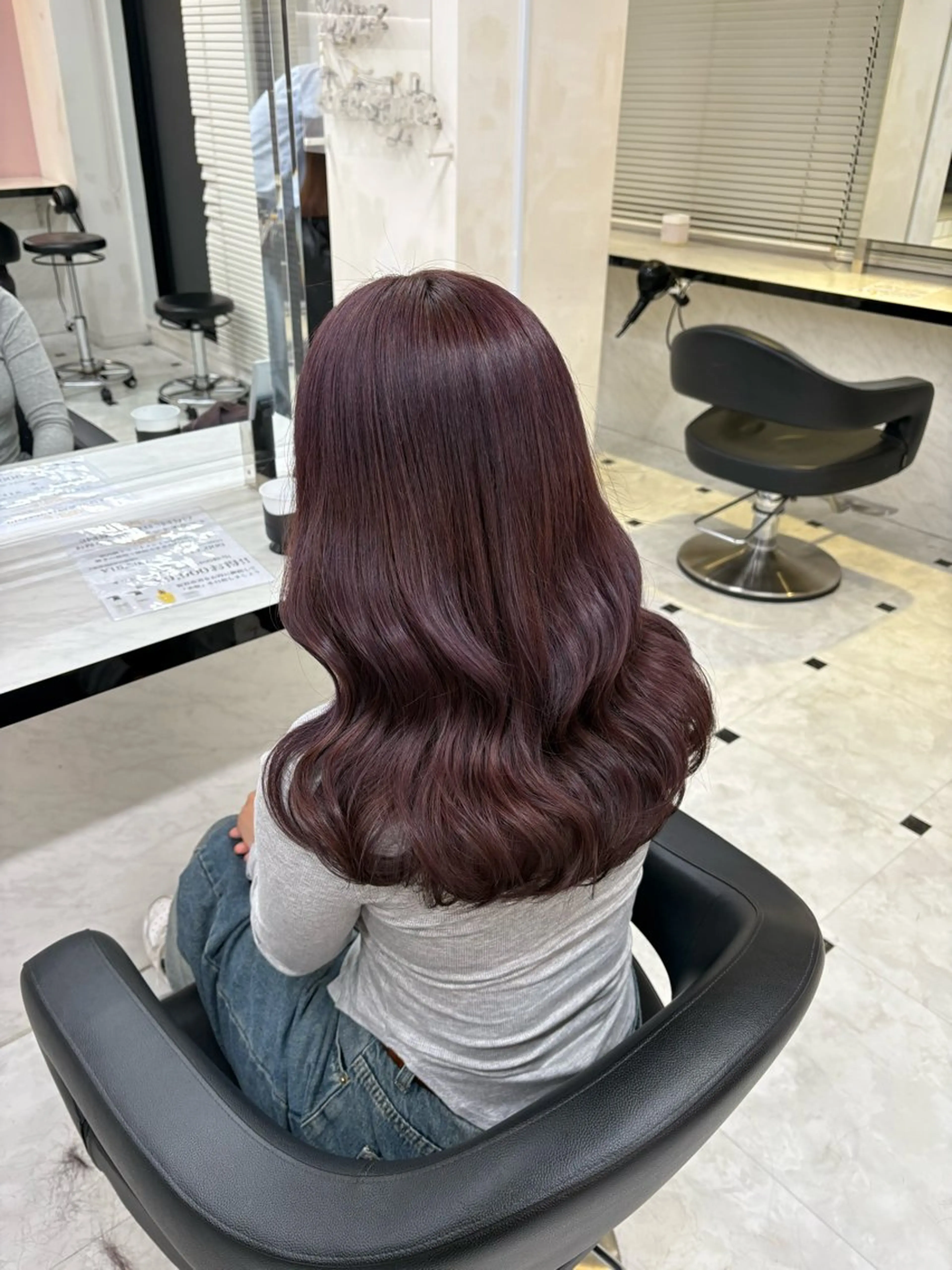 ロング カラー ヘアカラー トリートメント ヘッドスパ ヘアセット 透明感ベージュカラー ♡上野♡AIのヘアスタイル