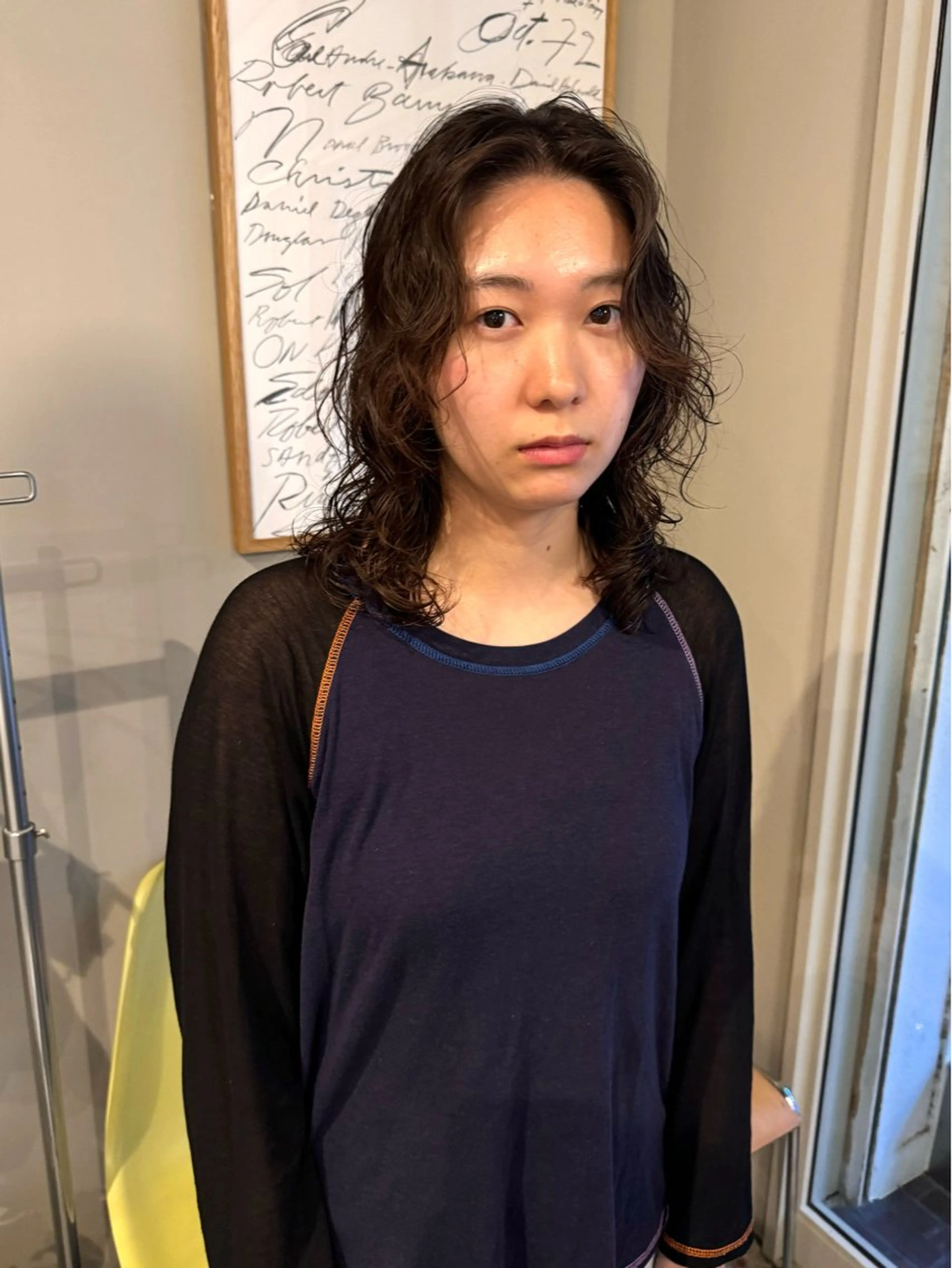 セミロング セミロングパーマ くせ毛 レイヤーカット muku所属・海野 巧のヘアスタイル