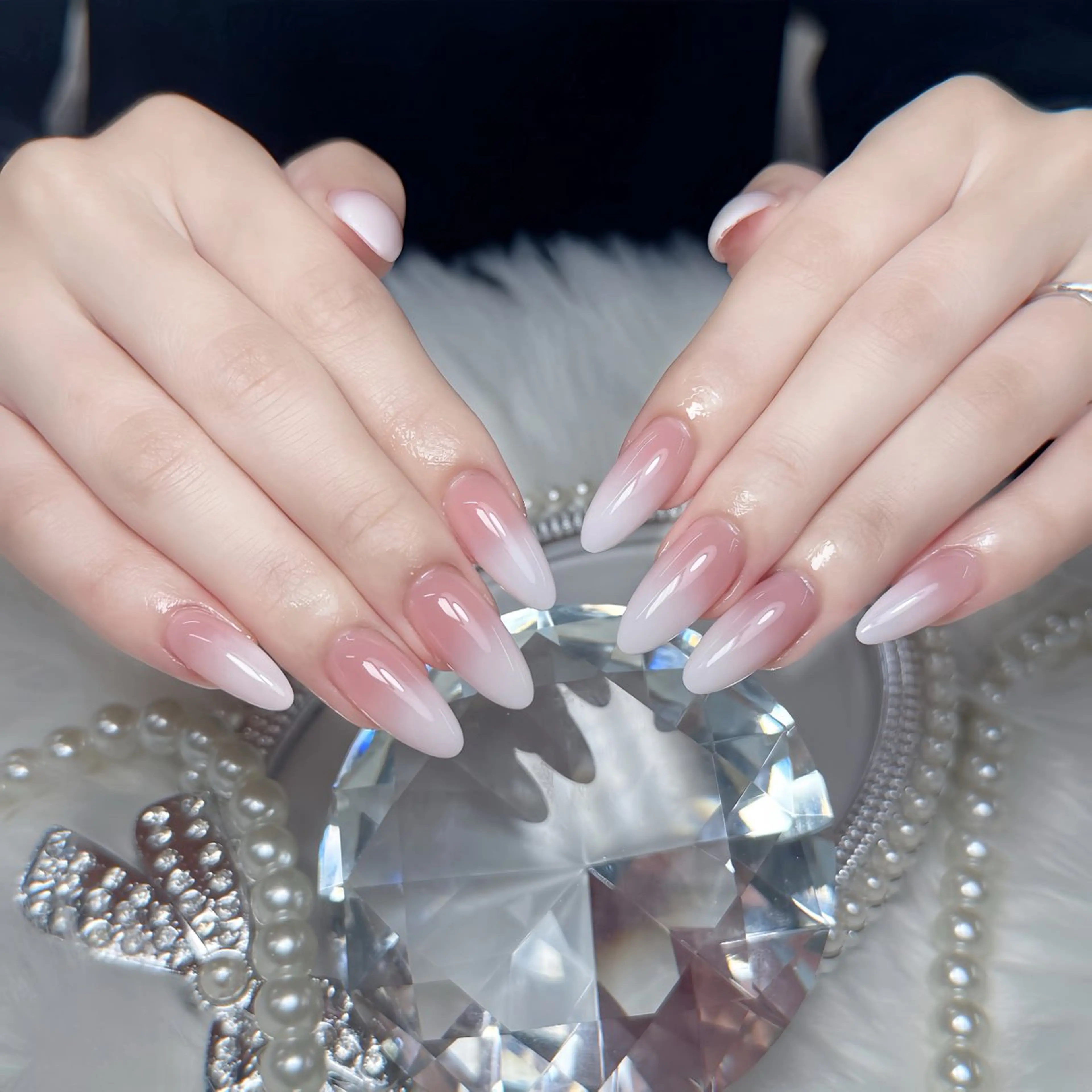 ネイル アートネイル ジェルネイル キラキラネイル 持ち込み シンプルネイル ハンドネイル ハンドケア ぱん ちゃんのネイルデザイン