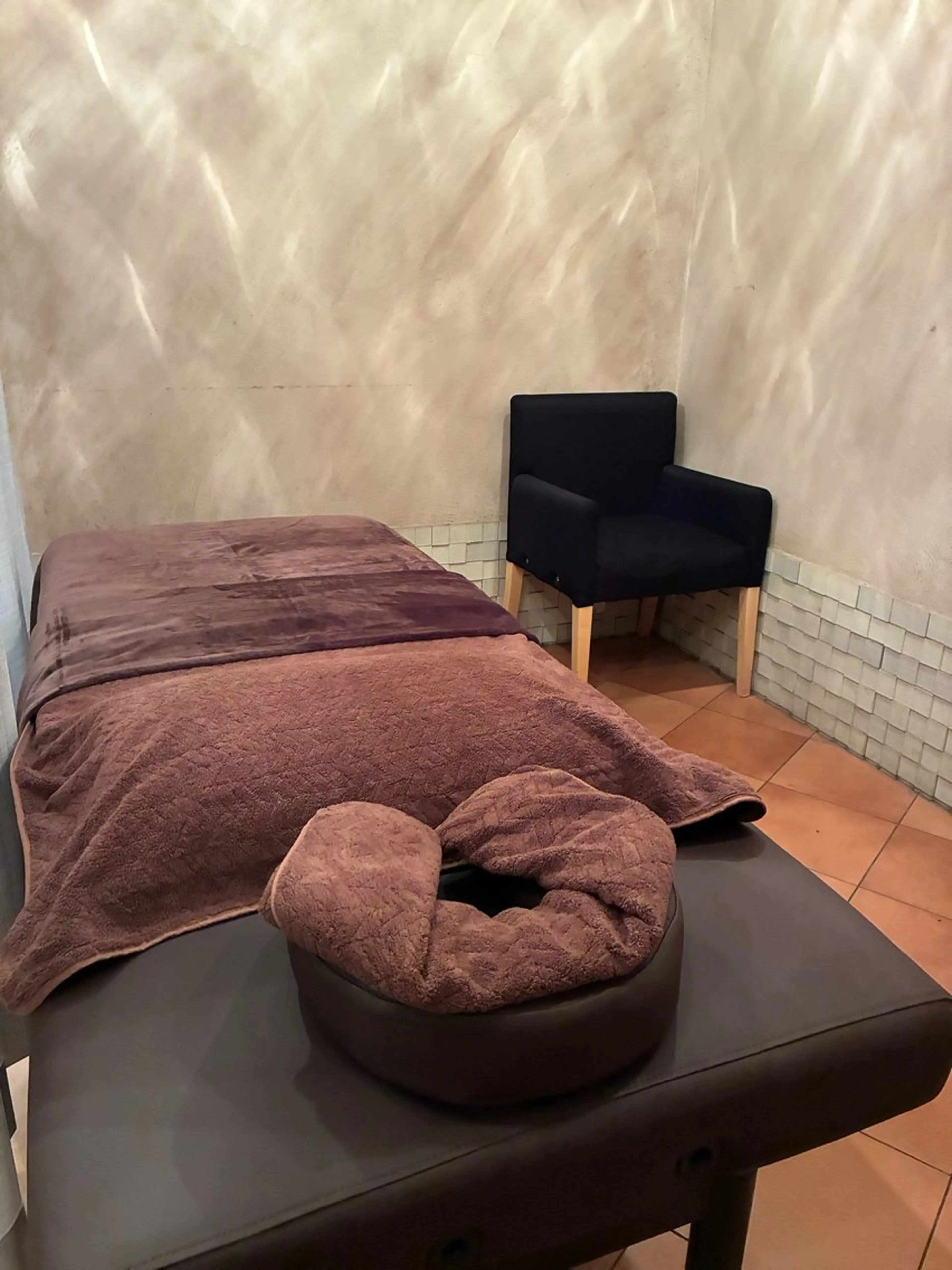 初回限定🌿骨盤ケア40分(骨盤周りの筋肉をしっかりほぐして、やさしく骨盤を整えます)の写真