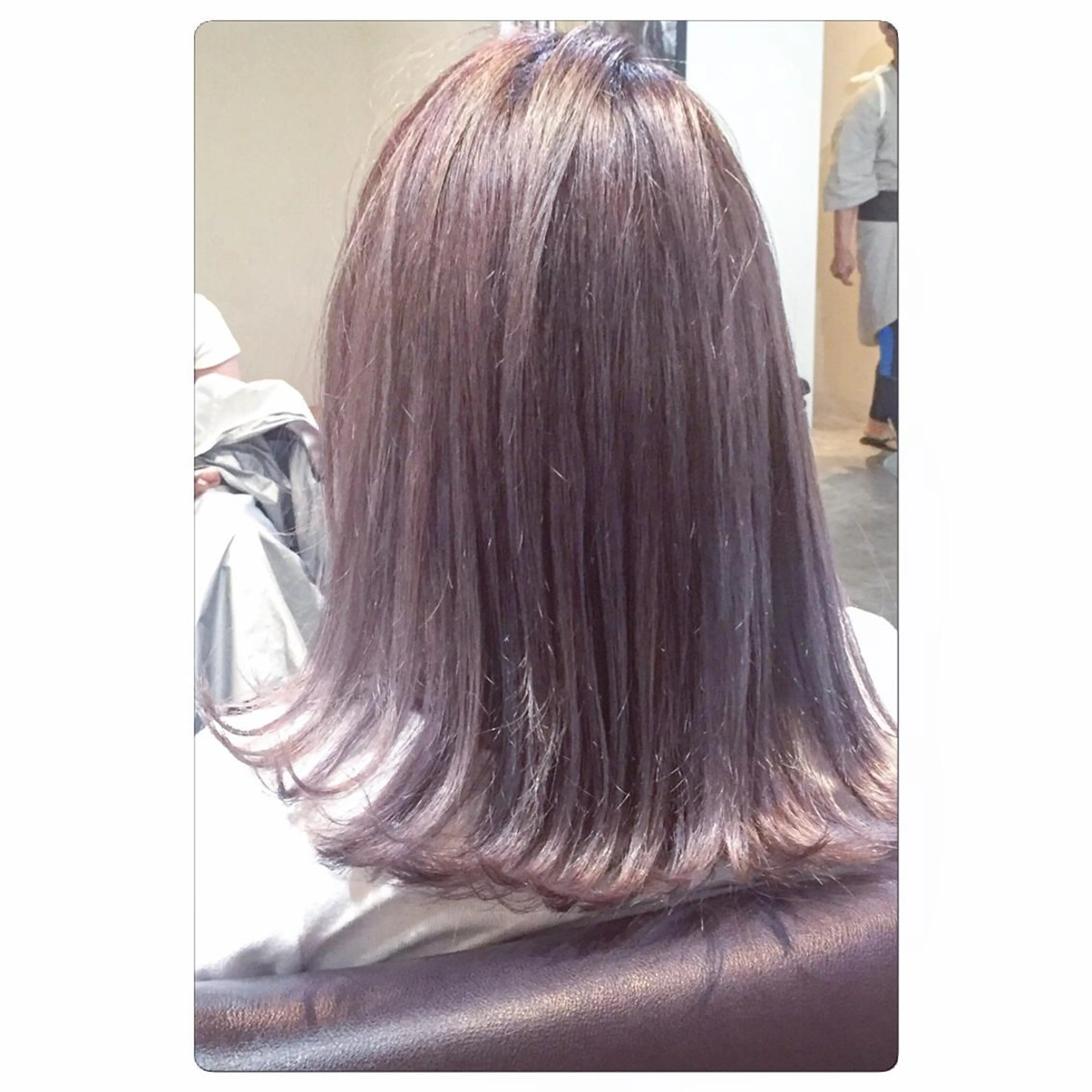 セミロング カラー 佐藤 奈佳子 サトウ ナカコのヘアスタイル