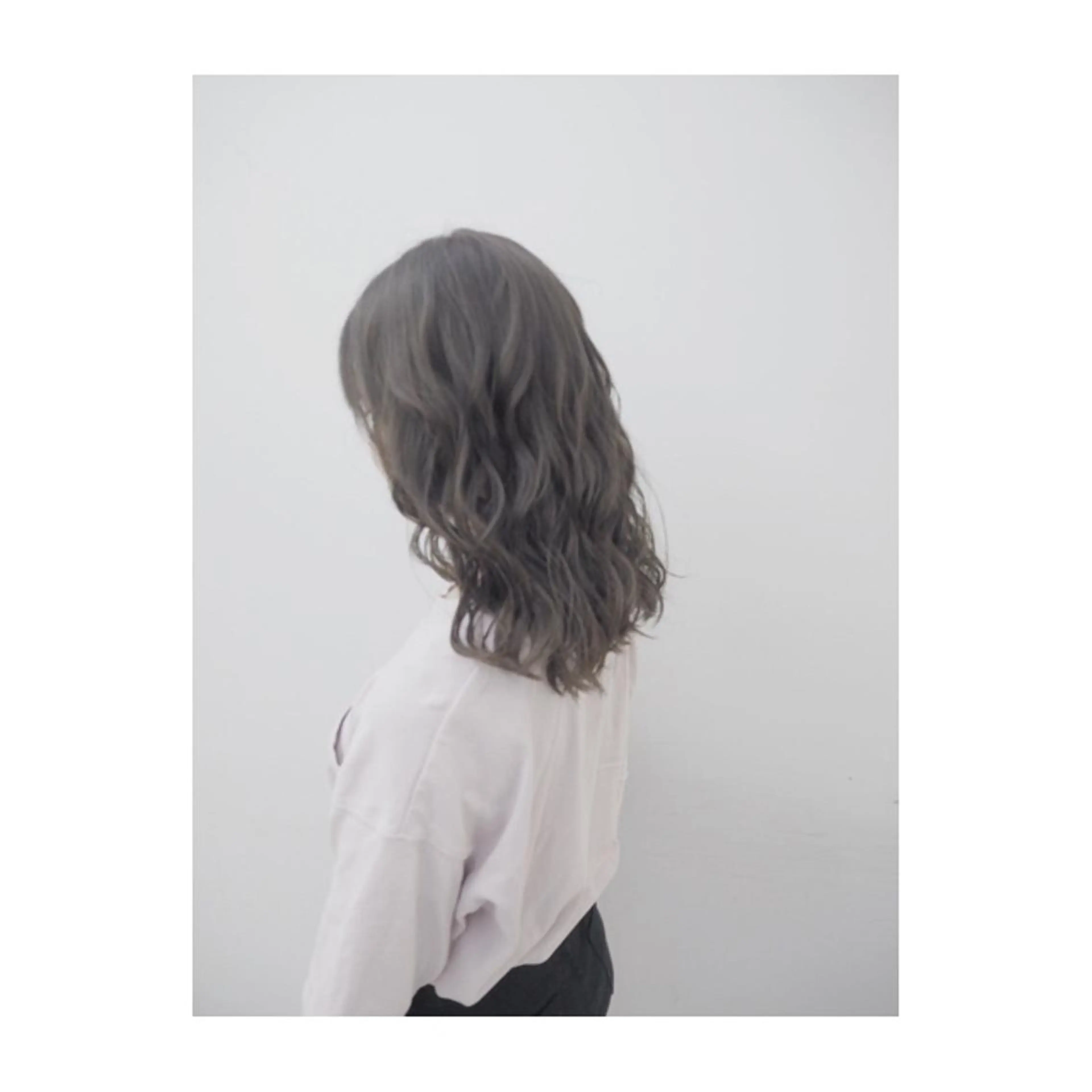 ミディアム カラー 永岡 鉄平のヘアスタイル