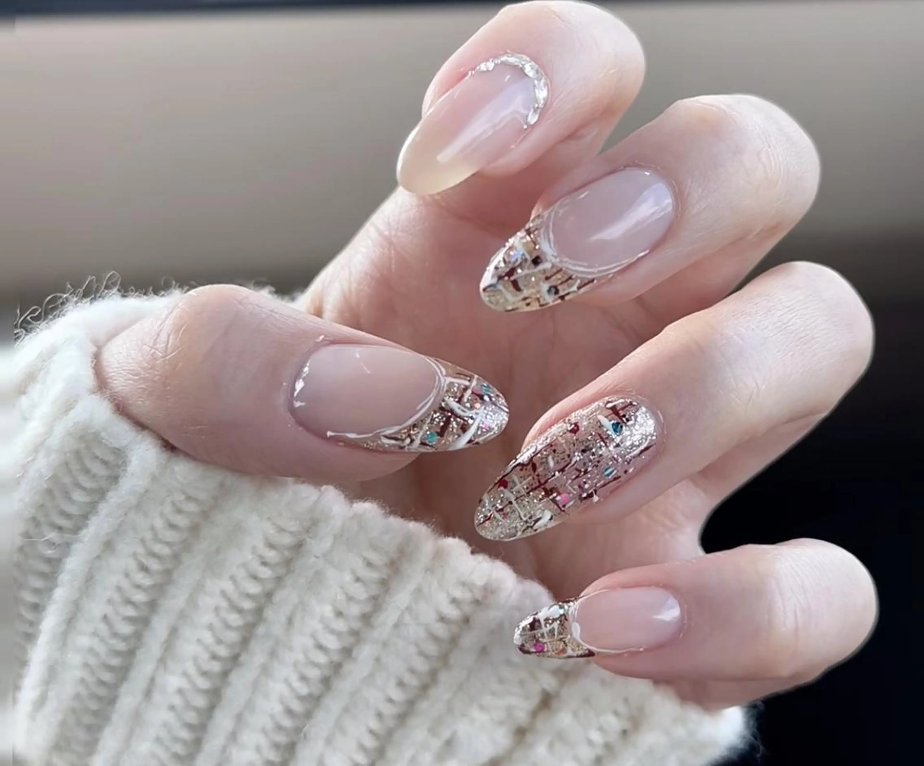 ネイル ハンドネイル エ リのネイルデザイン