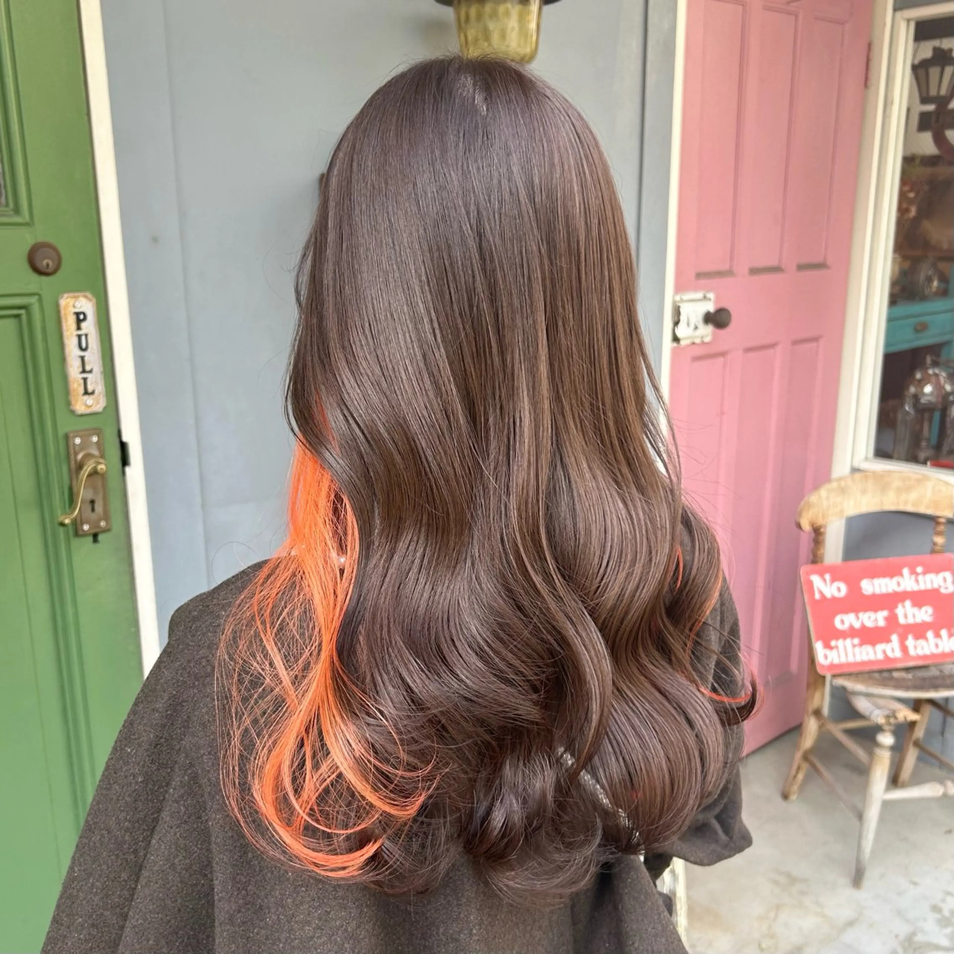 ミディアム カラー ブリーチ オレンジ トリートメント カット ヘアカラー トリートメント ヘッドスパ BRITS 渡辺 菜々子のヘアスタイル