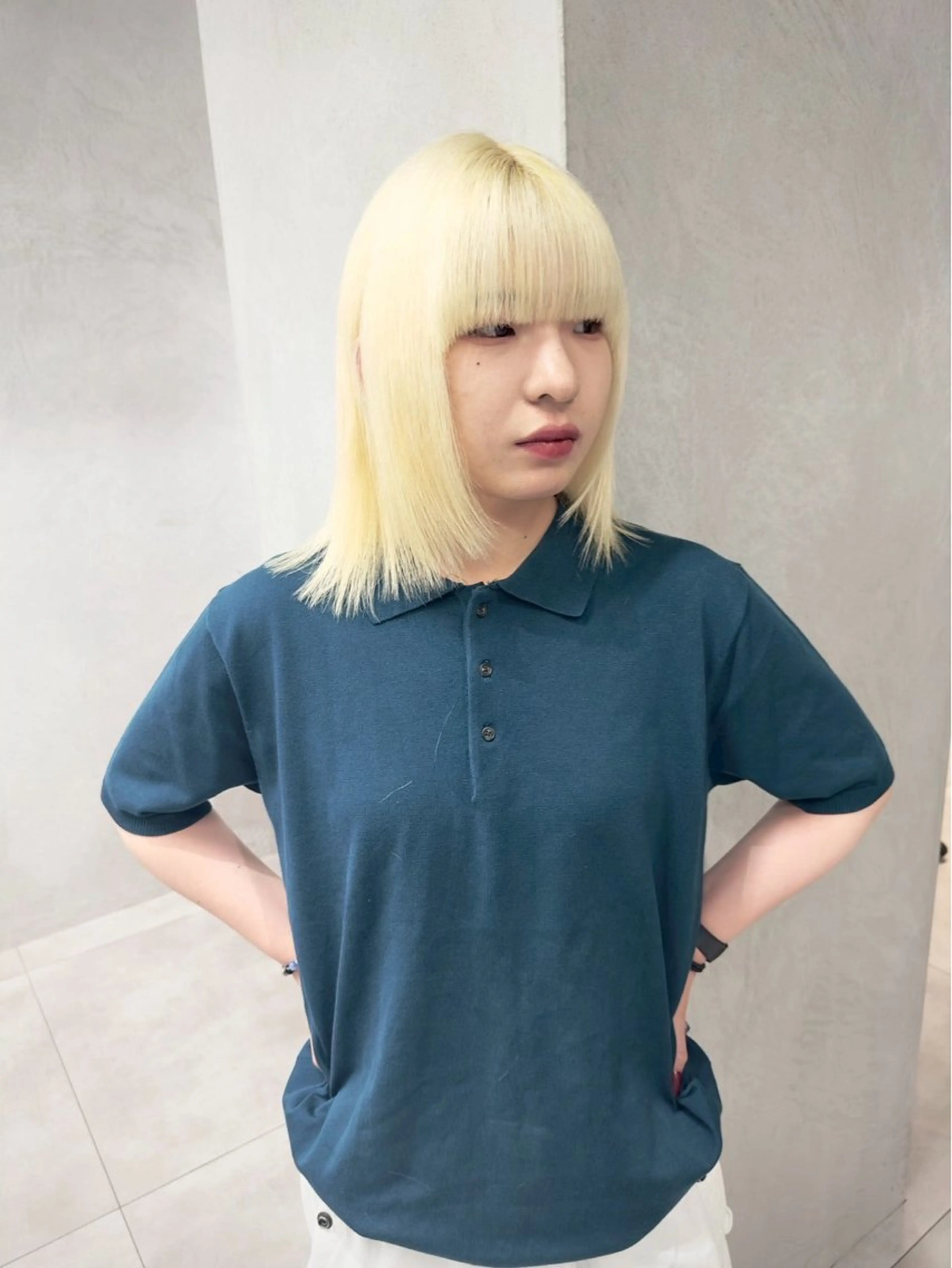 ミディアム カラー ブロンド ヘアカラー ホワイトカラー/梅田 ハイトーン/しんのヘアスタイル