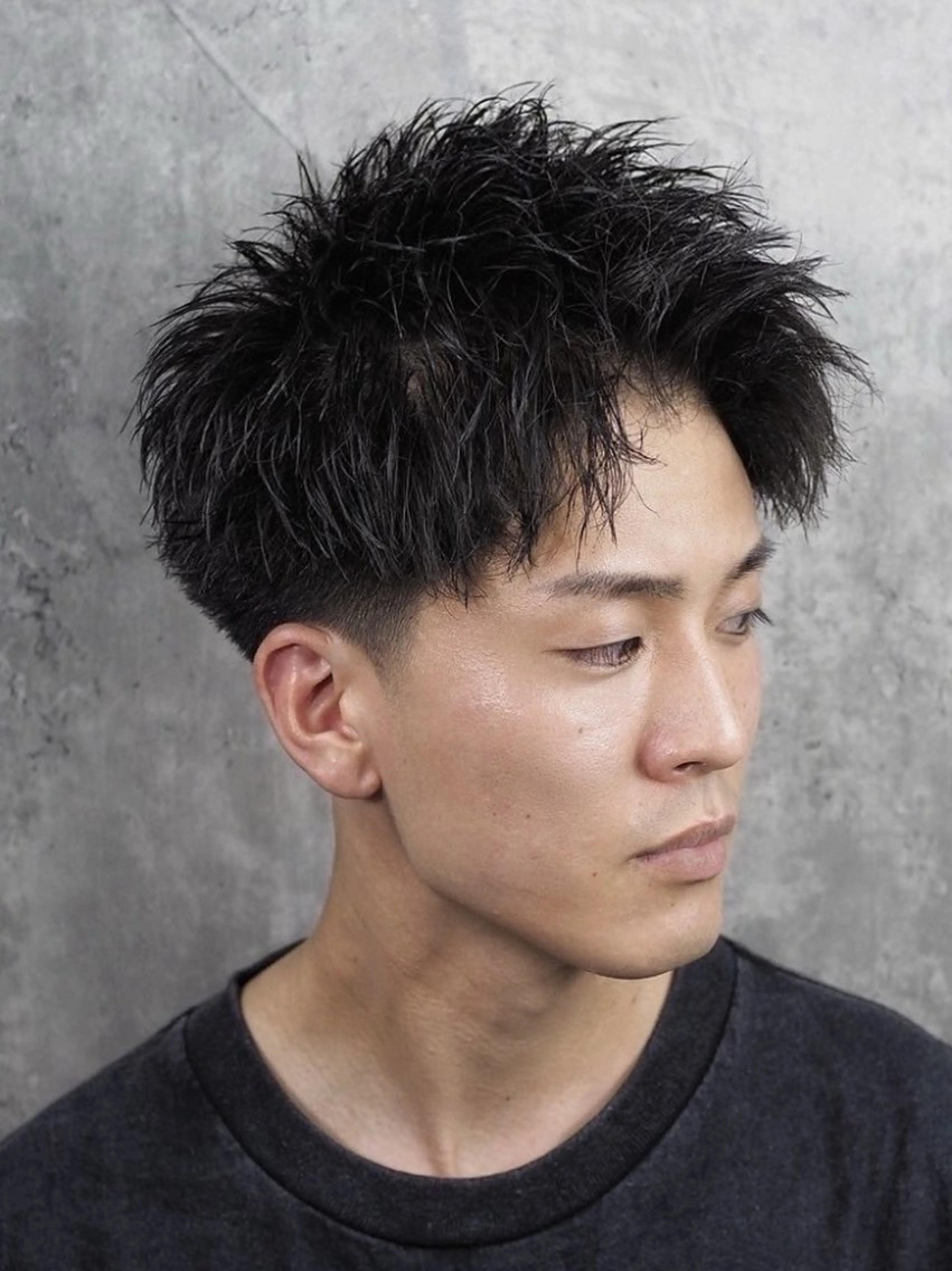 ミディアム 平井 沖昌のヘアスタイル