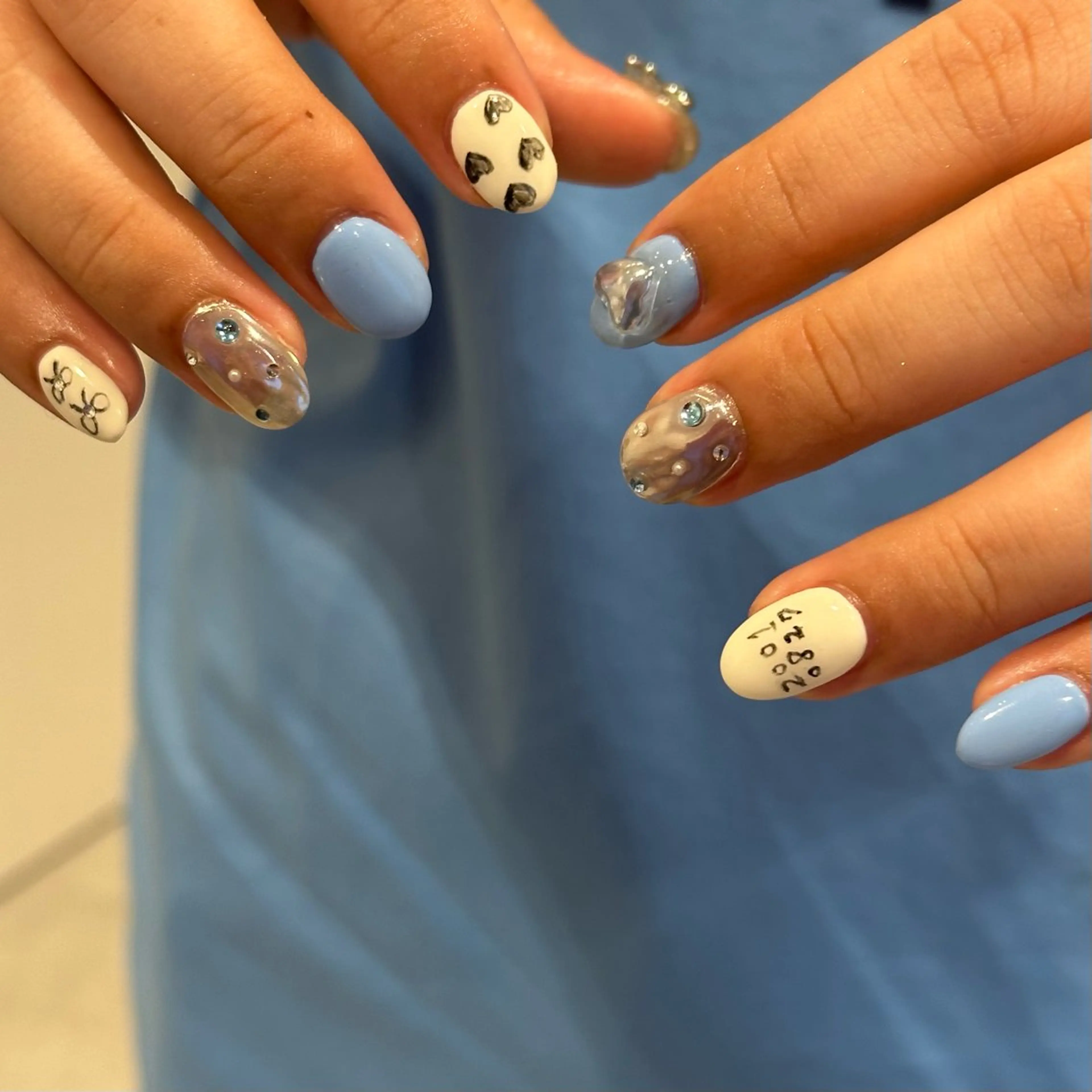 ネイル ハンドネイル COIN  nail hinataのネイルデザイン