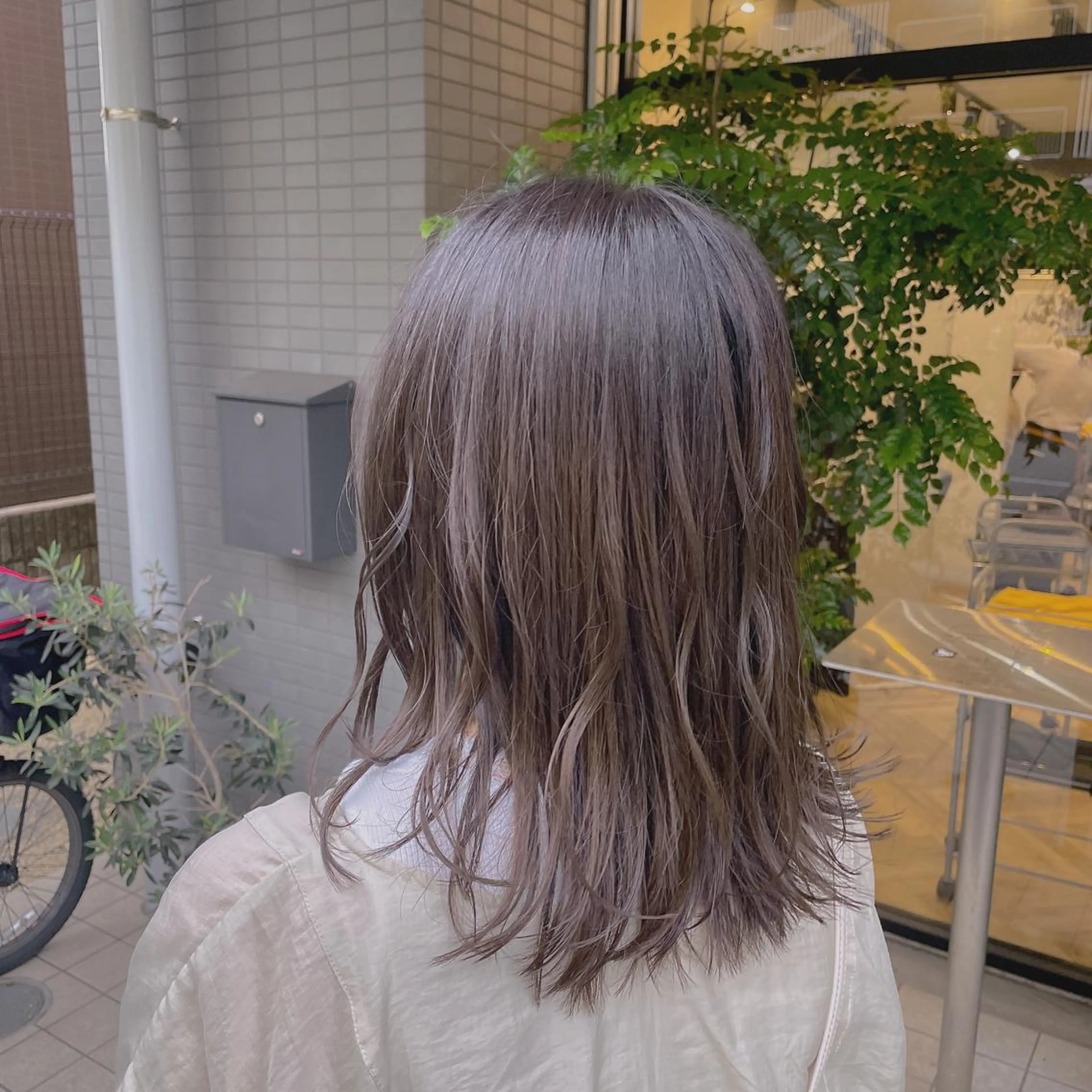 ミディアム カット ヘアカラー 韓国ヘア/レイヤー 🇰🇷/艶髪/長橋のヘアスタイル