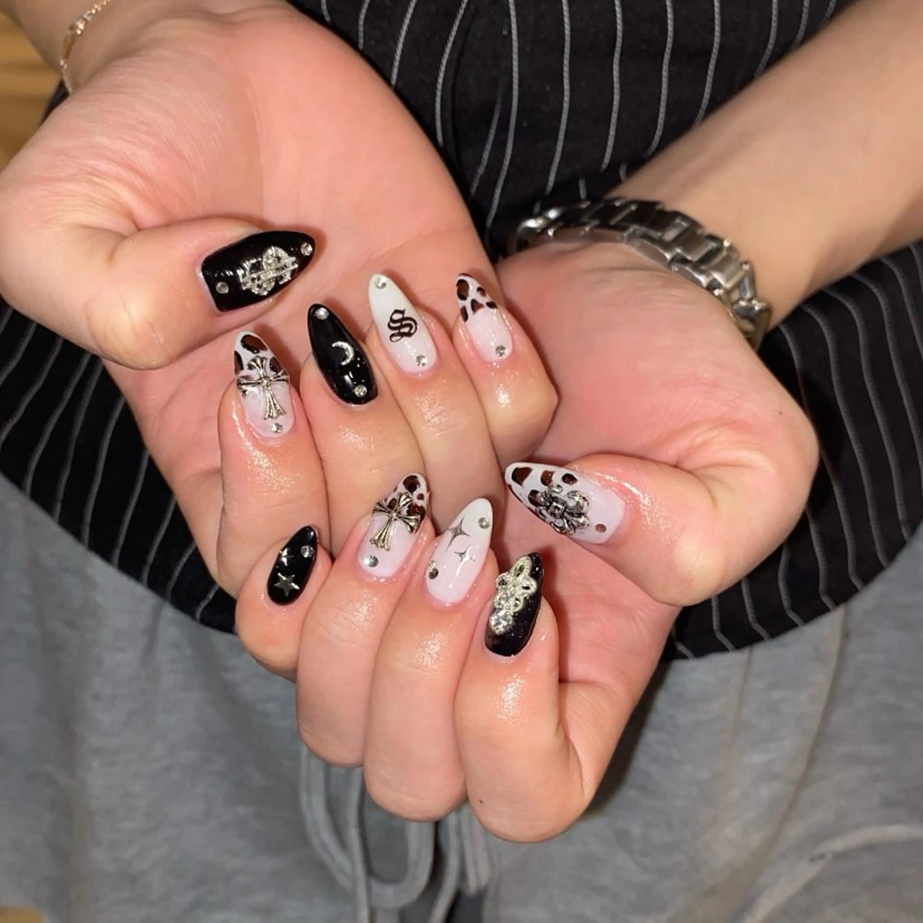 ネイル eyelash＆nailsalon noi 千歳船橋所属・𝐀𝐈 ✧*｡のマツエク・マツパデザイン