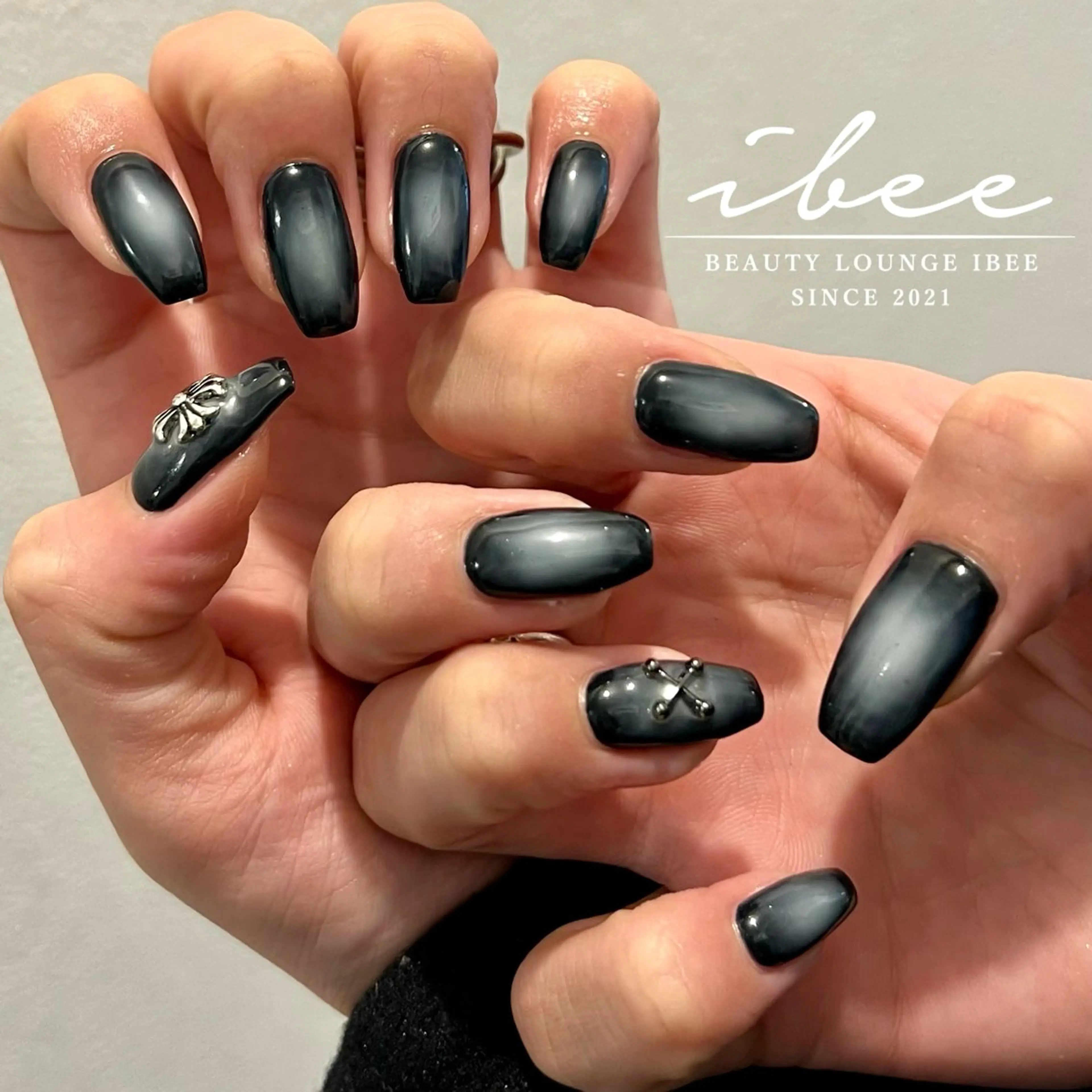 ネイル ハンドネイル ibee nail 🤍yumiのネイルデザイン