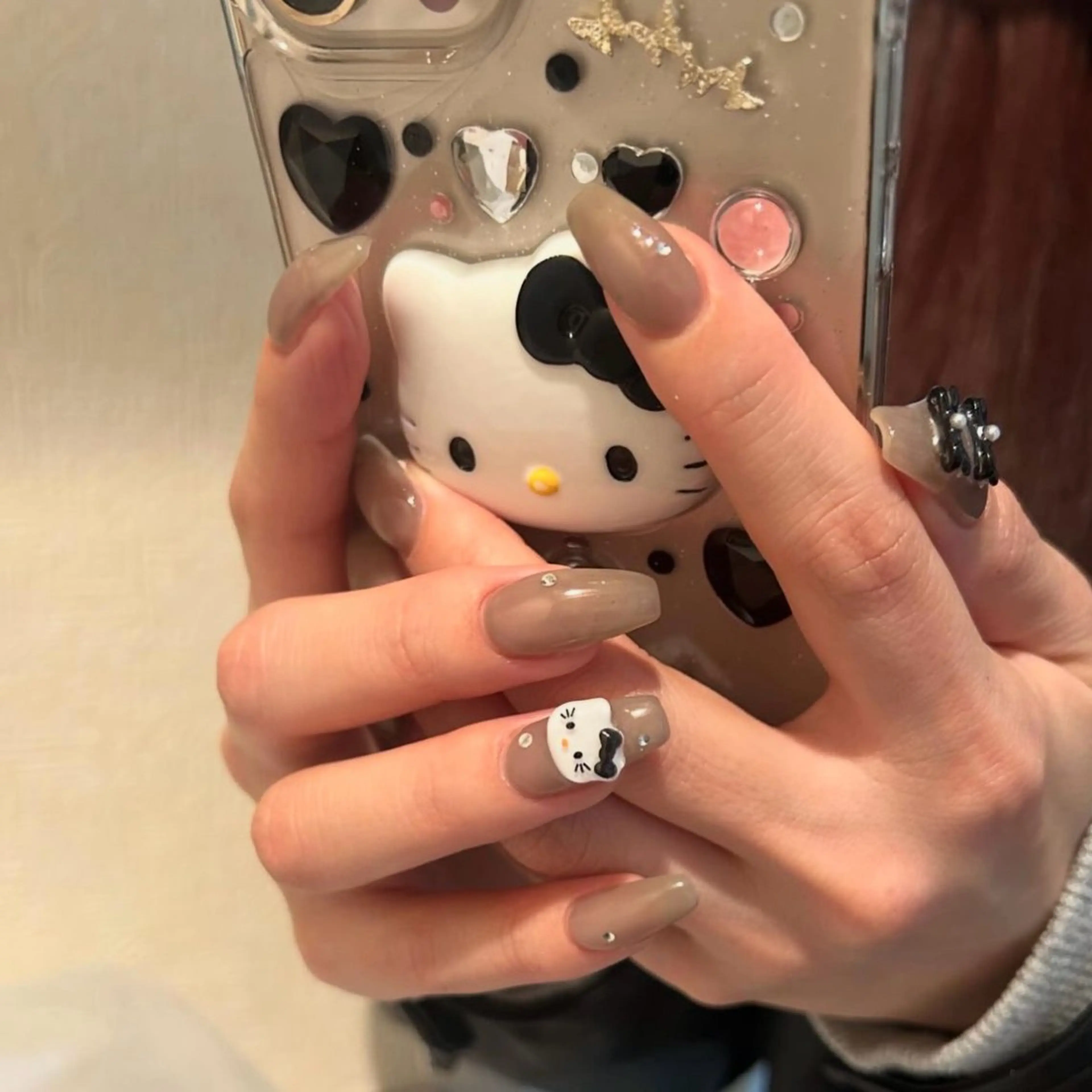 ネイル フレンチネイル ガーリー 韓国ネイル ワンカラーネイル リボン ハンドネイル ハンドケア lyly.nail所属・lylynail YUUKAのネイルデザイン