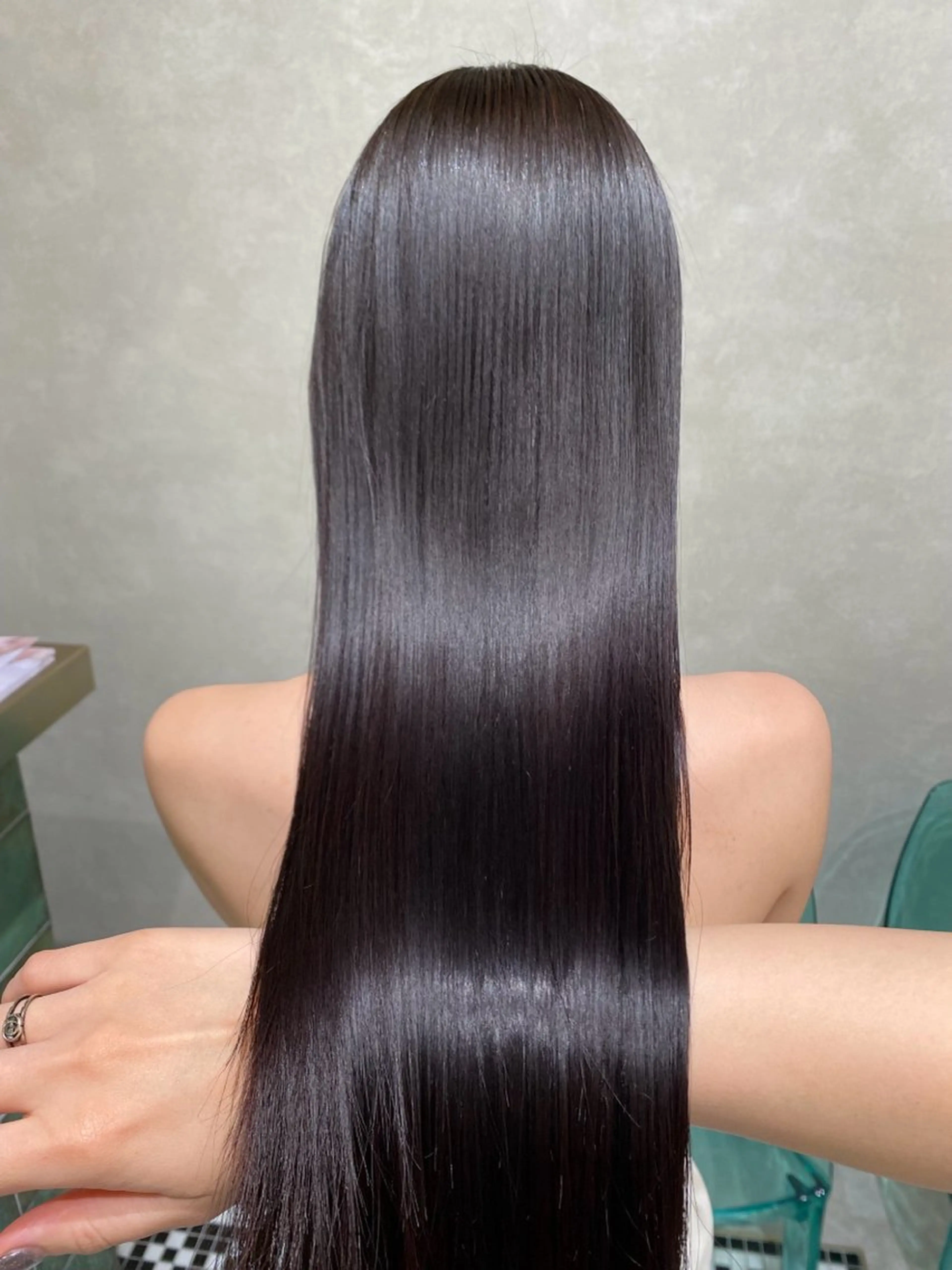ロング トリートメント 韓国風艶カラー 🇰🇷🩶/REIのヘアスタイル