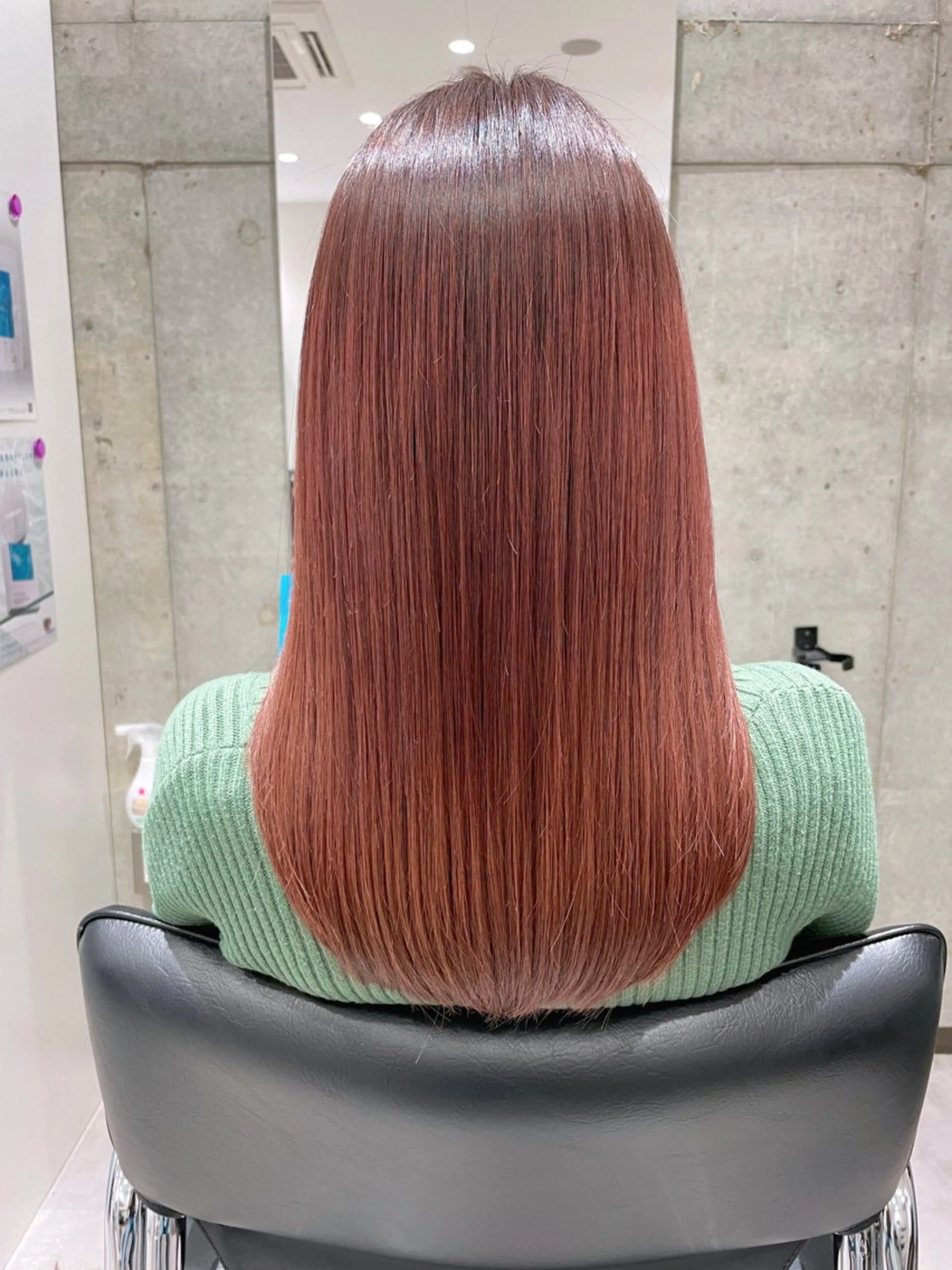 ミディアム カット ヘアカラー トリートメント KenIchi施術者 1%未満ドライカットのヘアスタイル