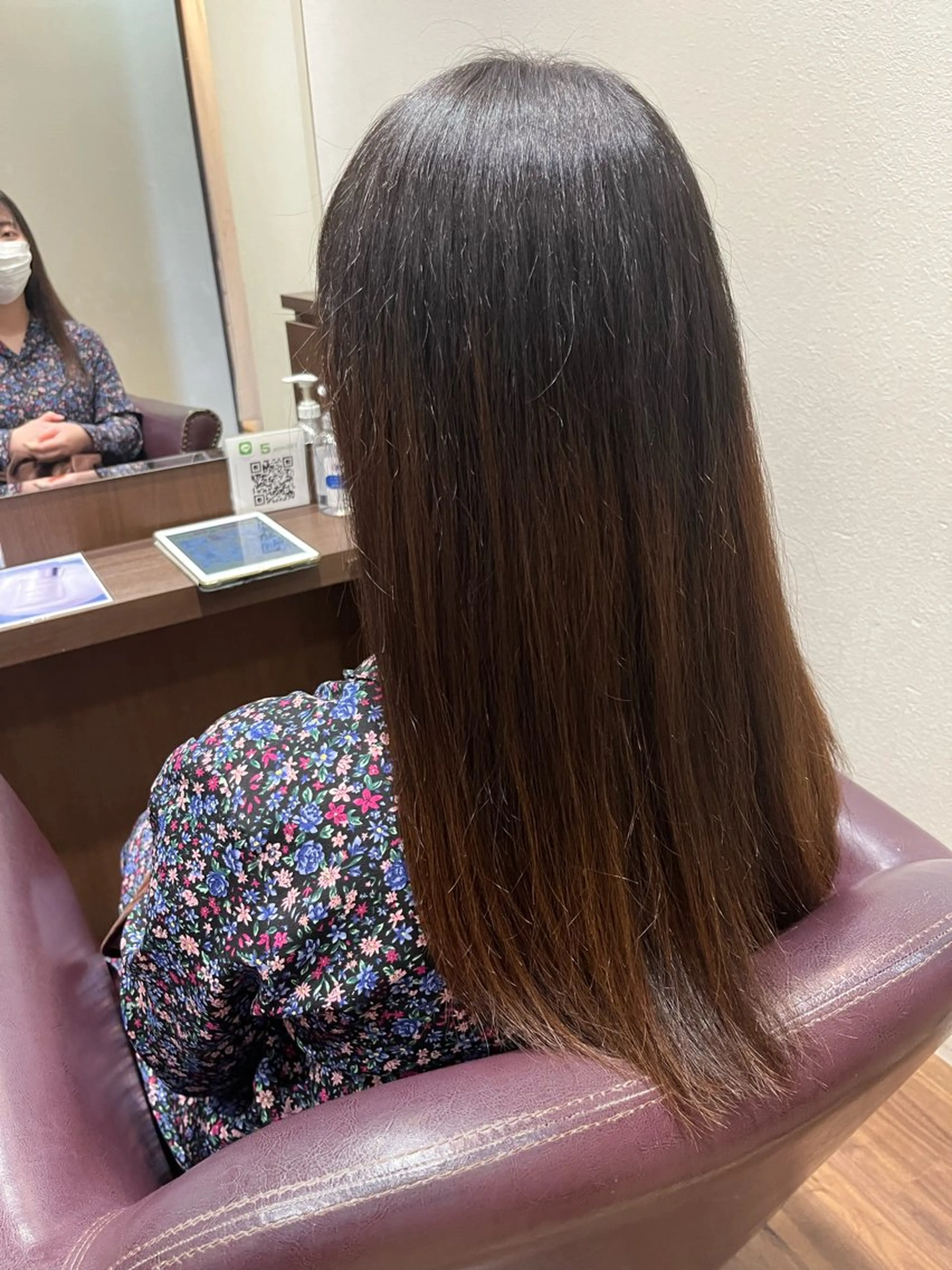 セミロング 髪質改善 縮毛矯正 松崎 崇のヘアスタイル