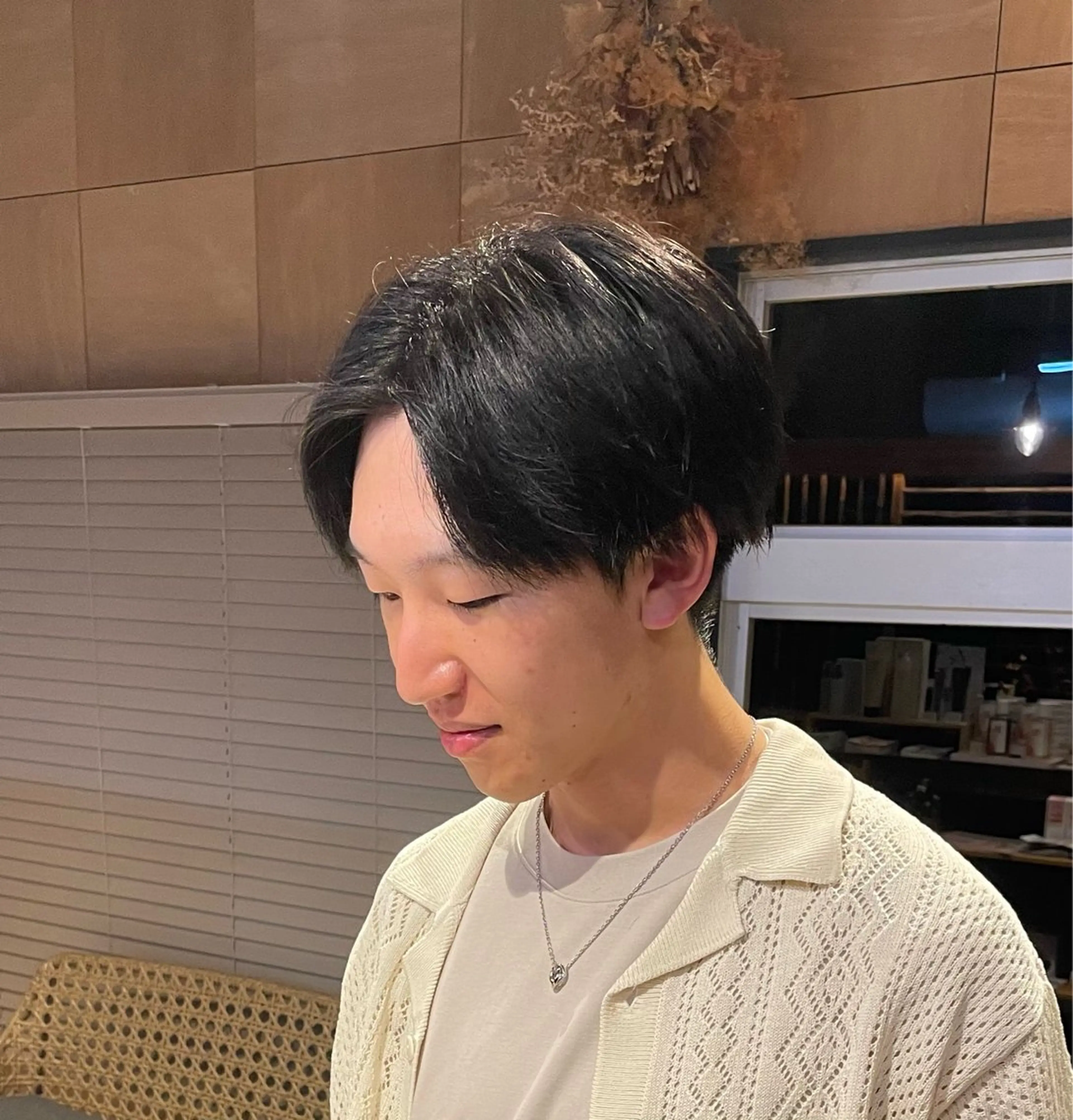カラー メンズ メンズ就活ヘア 黒髪 ナチュラルブラック ヘアカラー トリートメント 進藤 来実のヘアスタイル