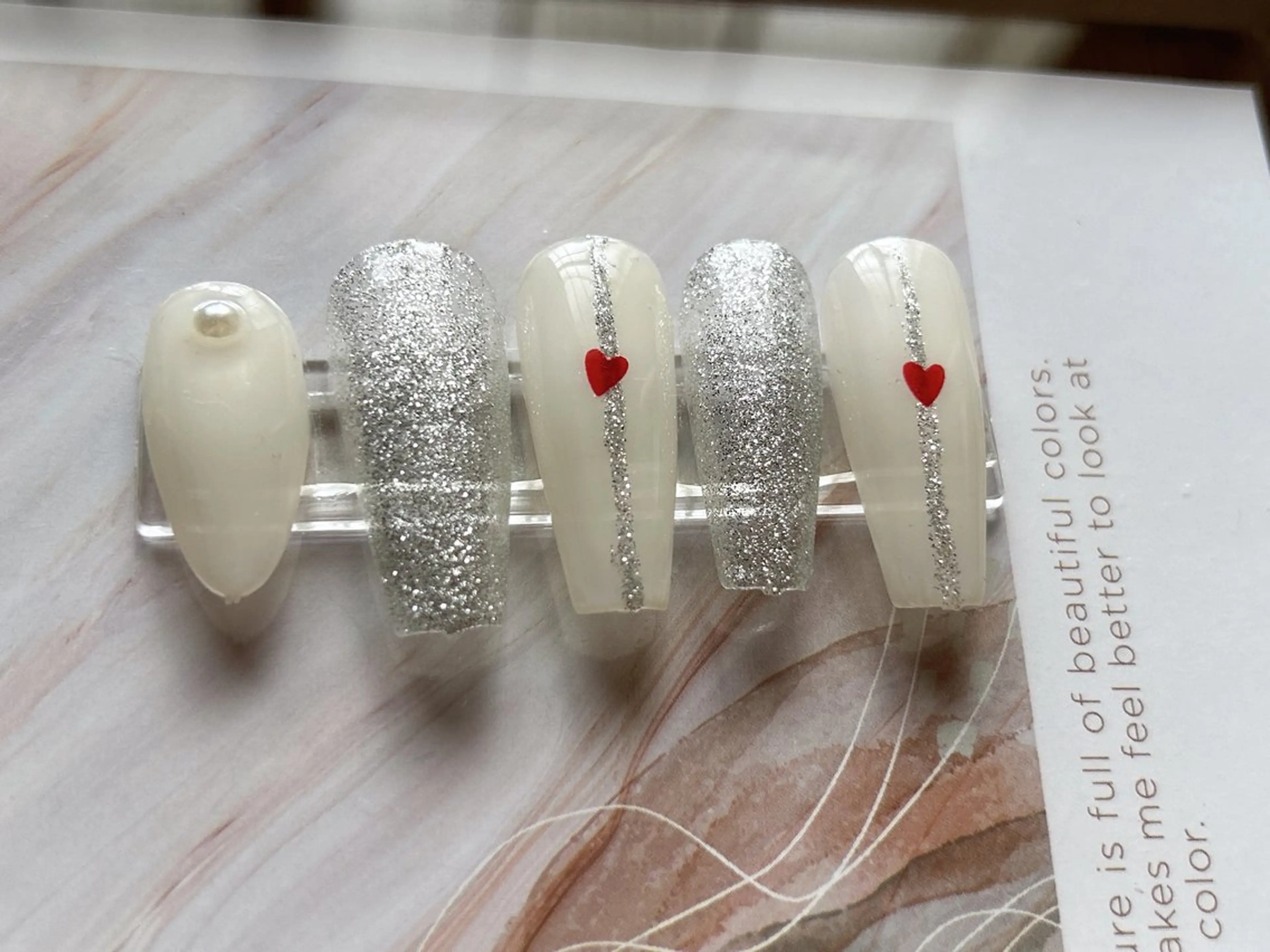 ネイル コウ ヨウのネイルデザイン