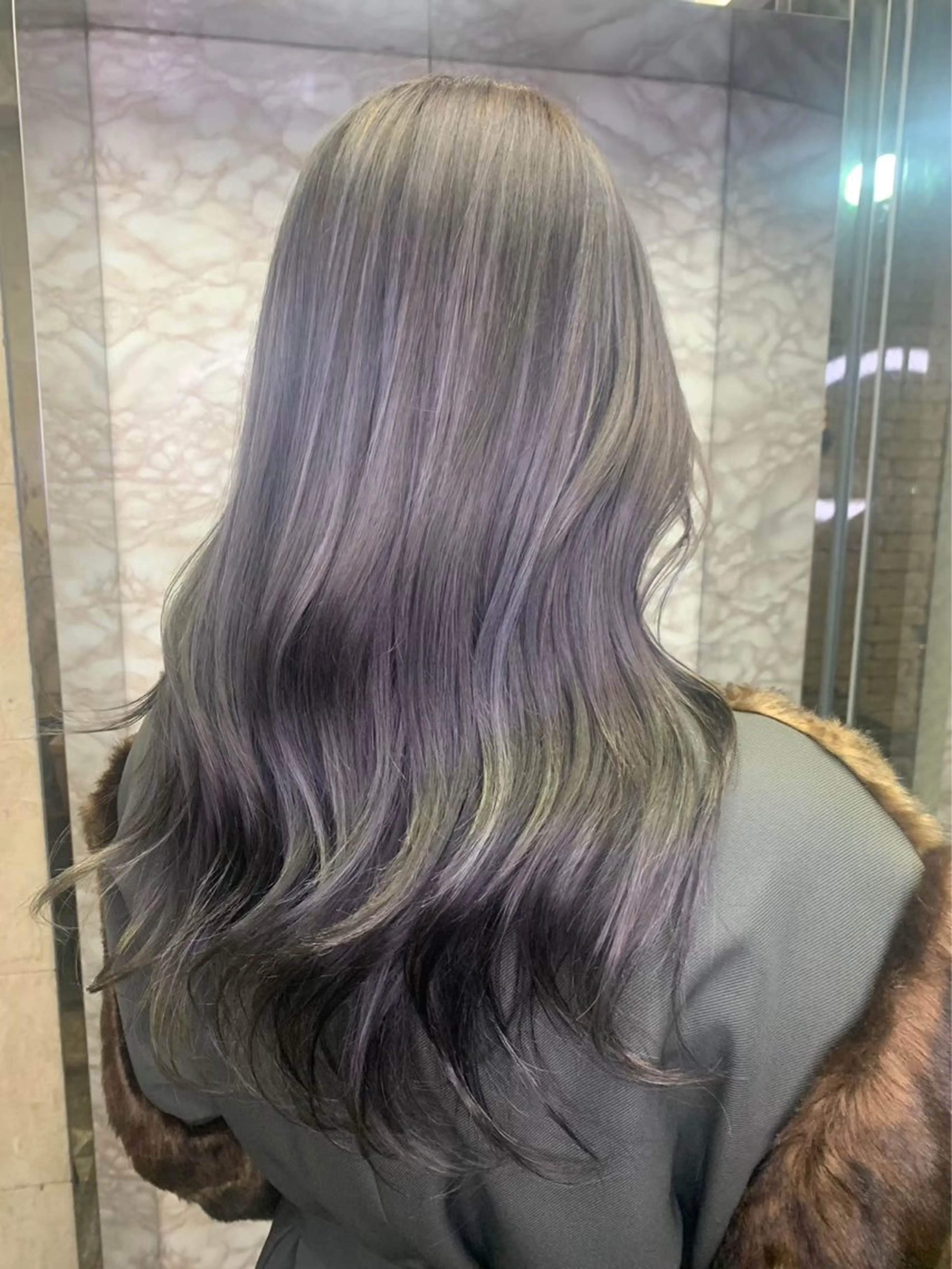 ロング カラー ヘアアレンジ 透明感カラー グレージュ ヘアカラー トリートメント ヘッドスパ ヘアセット 🫧透明感／艶カラー 🫧Ryuseiのヘアスタイル