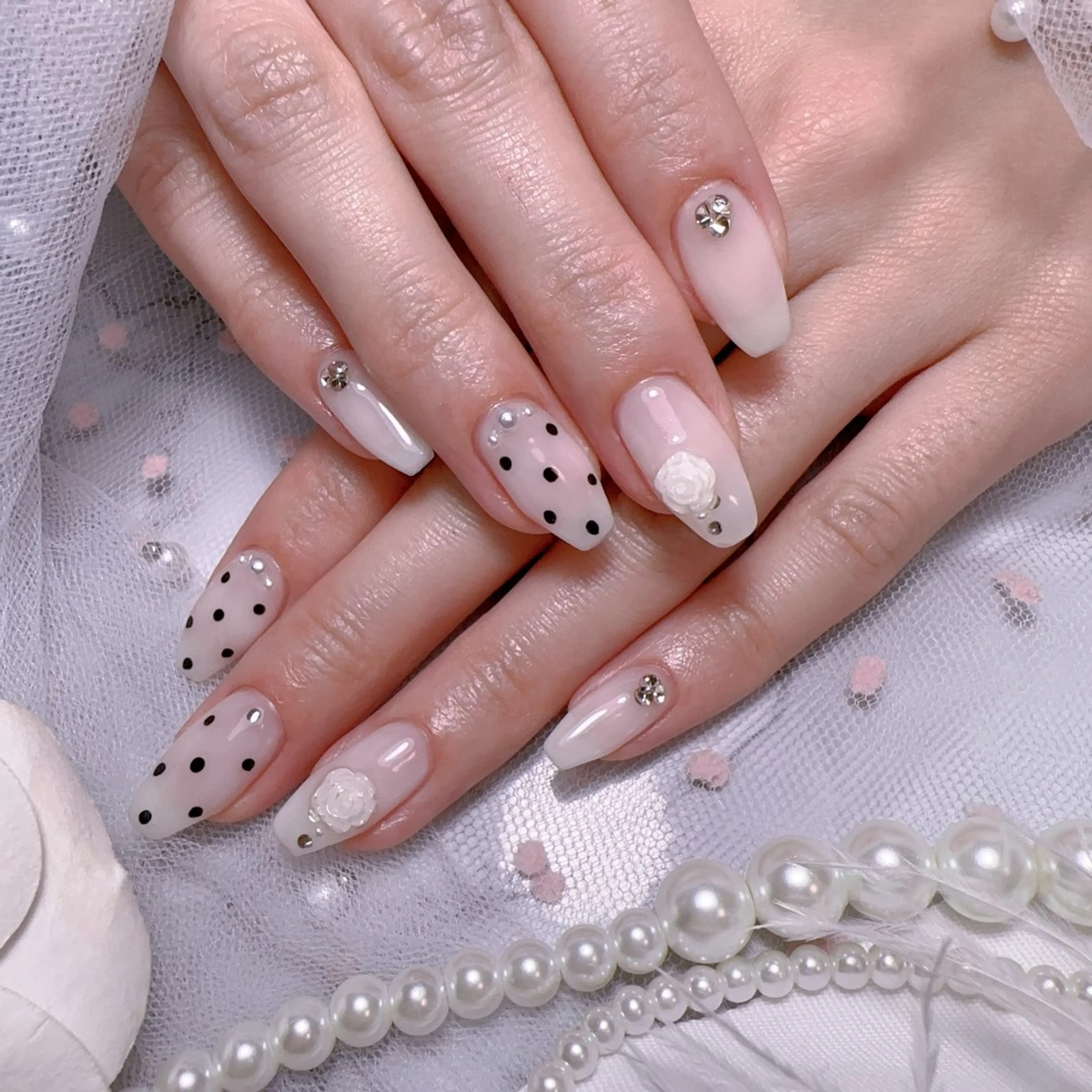 ネイル オーロラネイル フットネイル 韓国ネイル ラメ(グリッター) ラメグラデーション Belle nail salon 新小岩のネイルデザイン