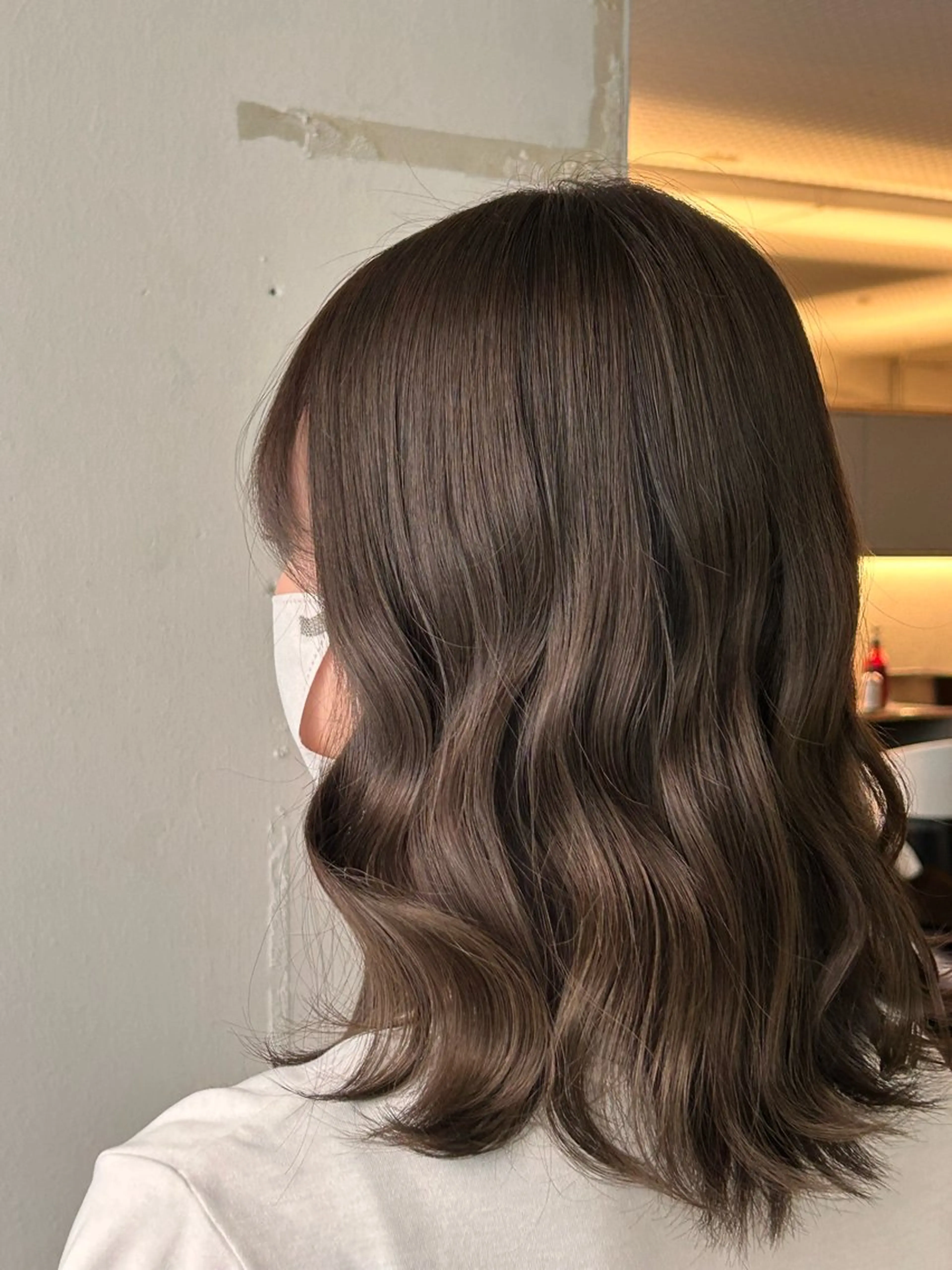 ミディアム ヘアカラー 玉置 七海のヘアスタイル