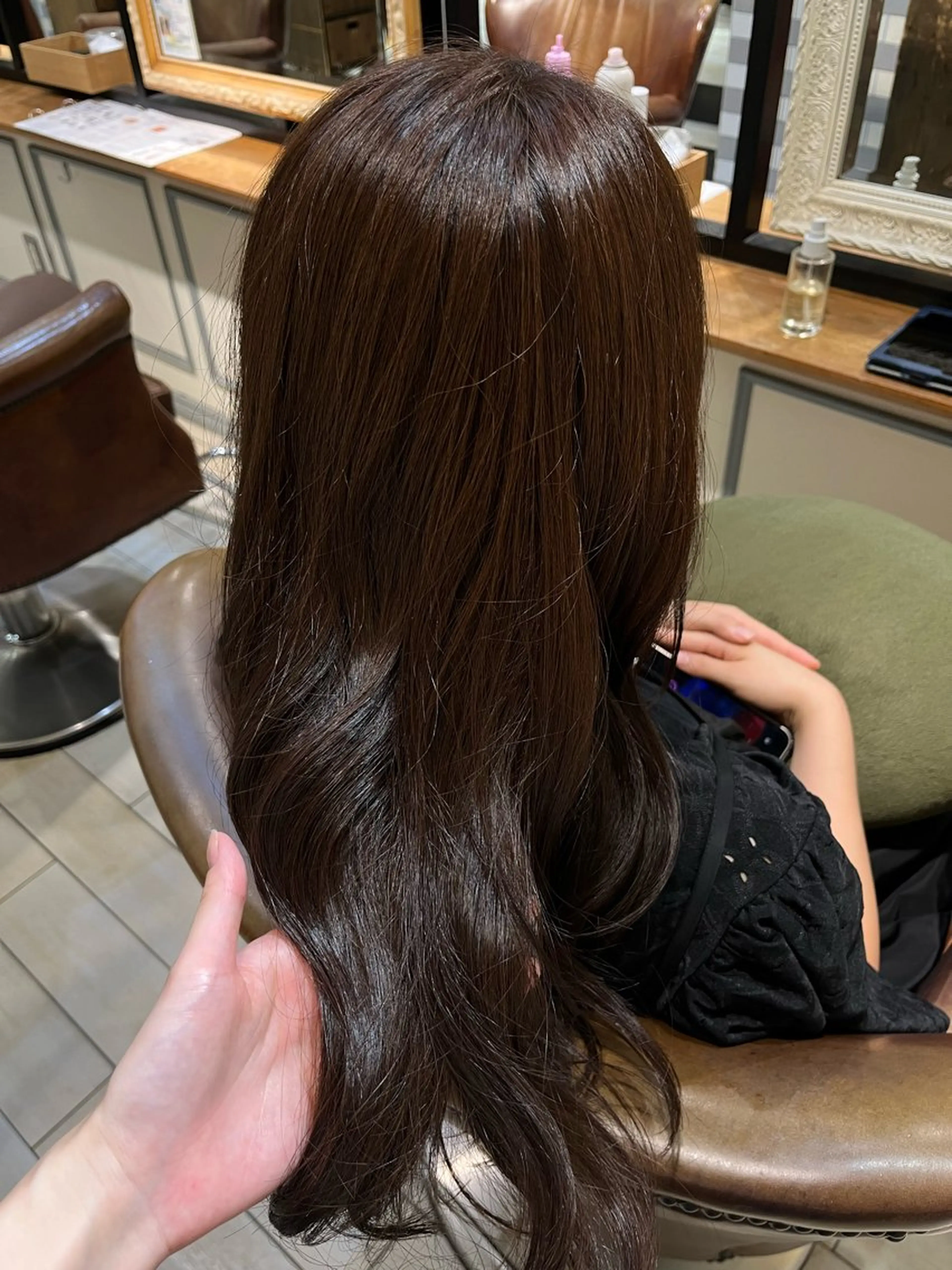 ロング カラー ブラウンカラー ダークブラウン トリートメント ヘアカラー トリートメント 古屋 澪　艶髪カラー✨のヘアスタイル