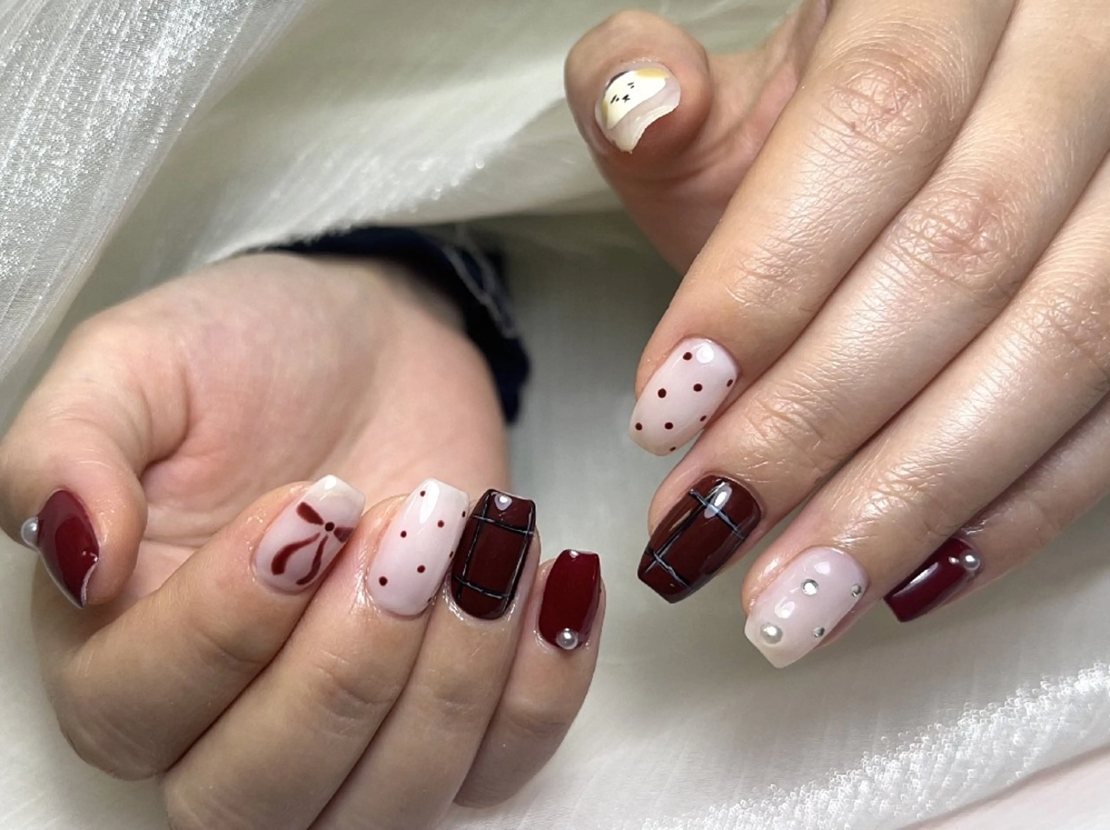 ネイル ハンドネイル PIPPY  NAILS新宿のネイルデザイン